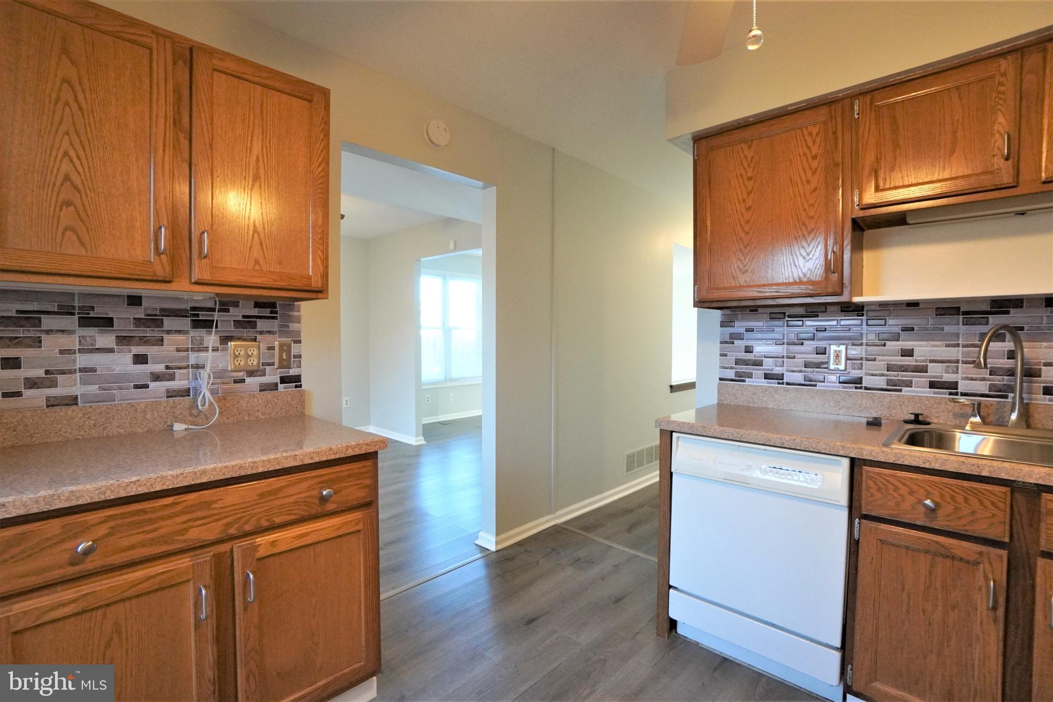 THE HIGHLANDS - Residential Lease