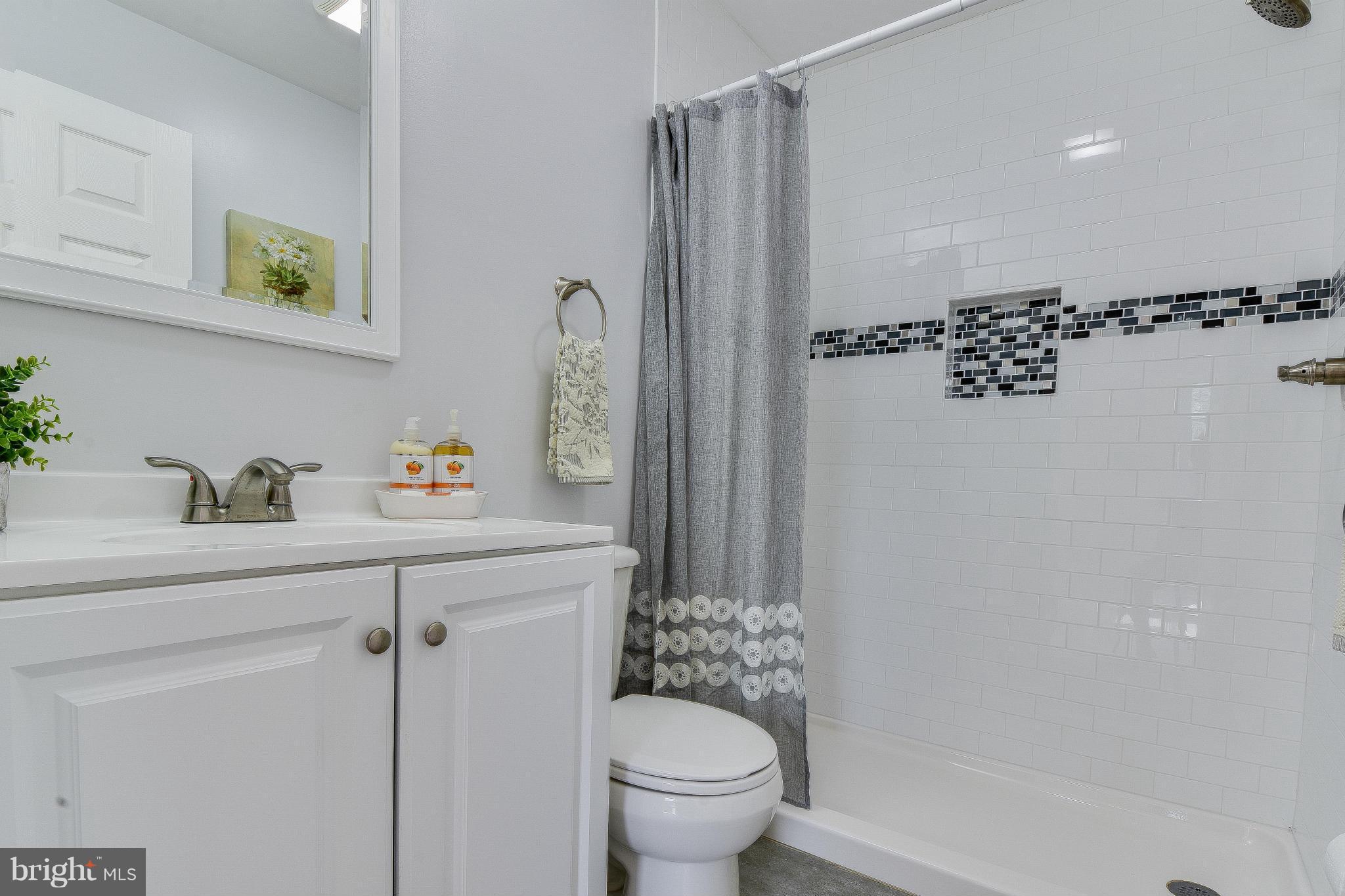 PINE TERRACE - Residential