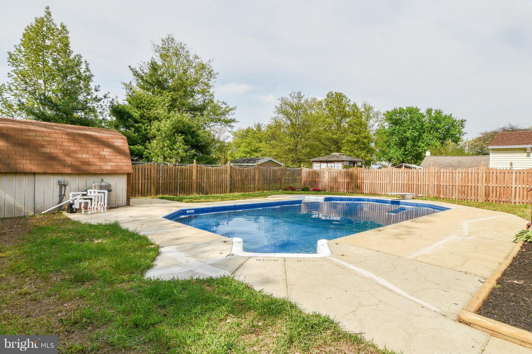 PINE TERRACE - Residential