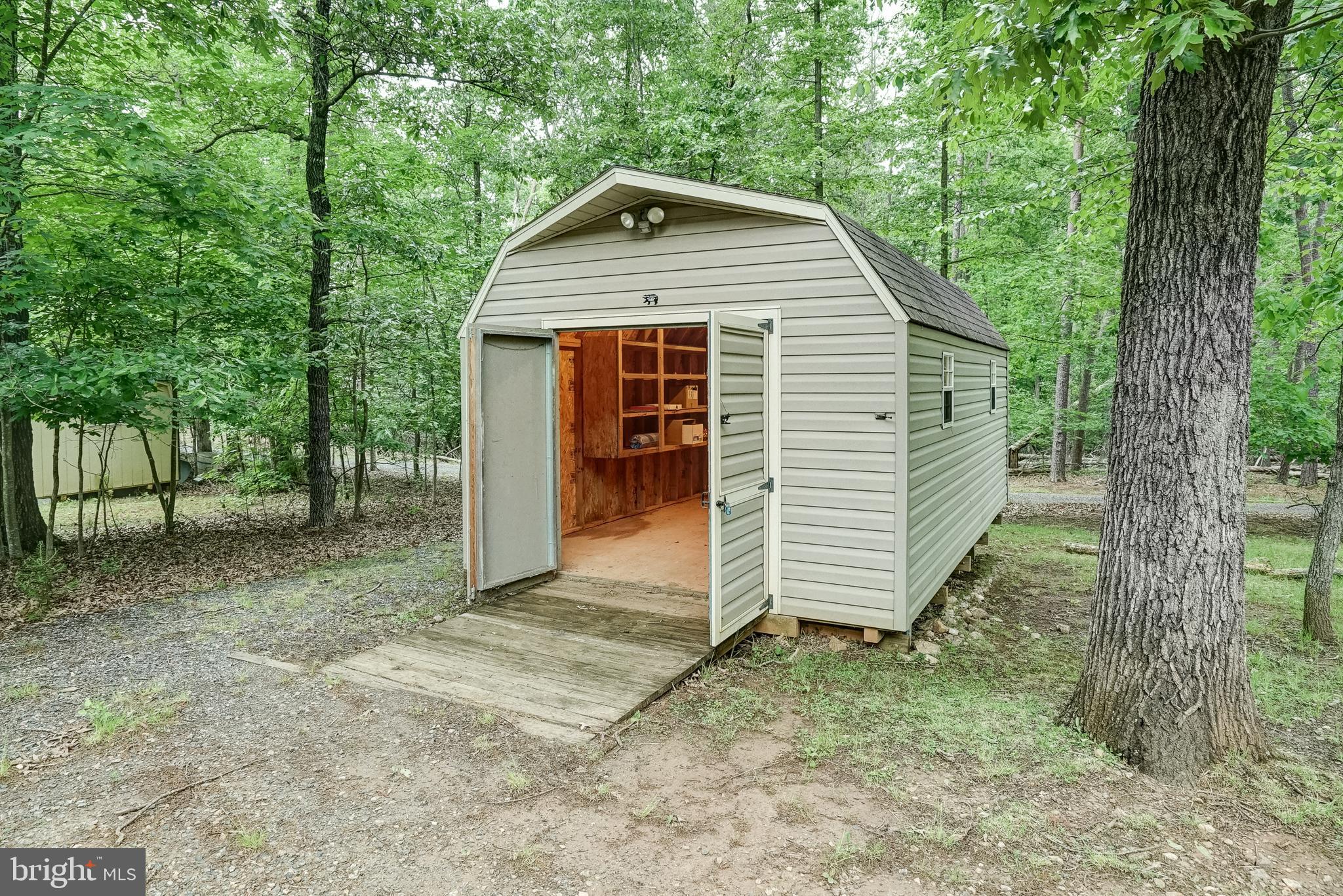 WINDWOOD COVES - Residential