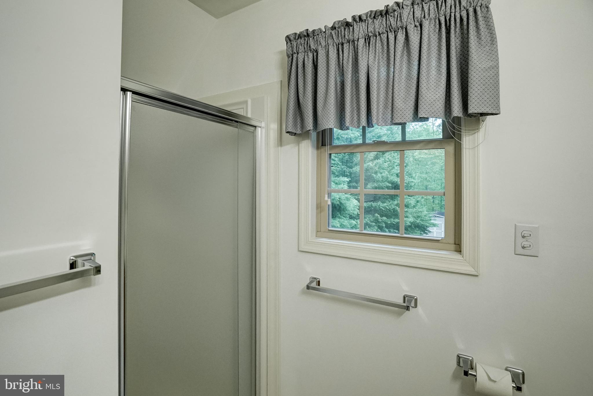 WINDWOOD COVES - Residential