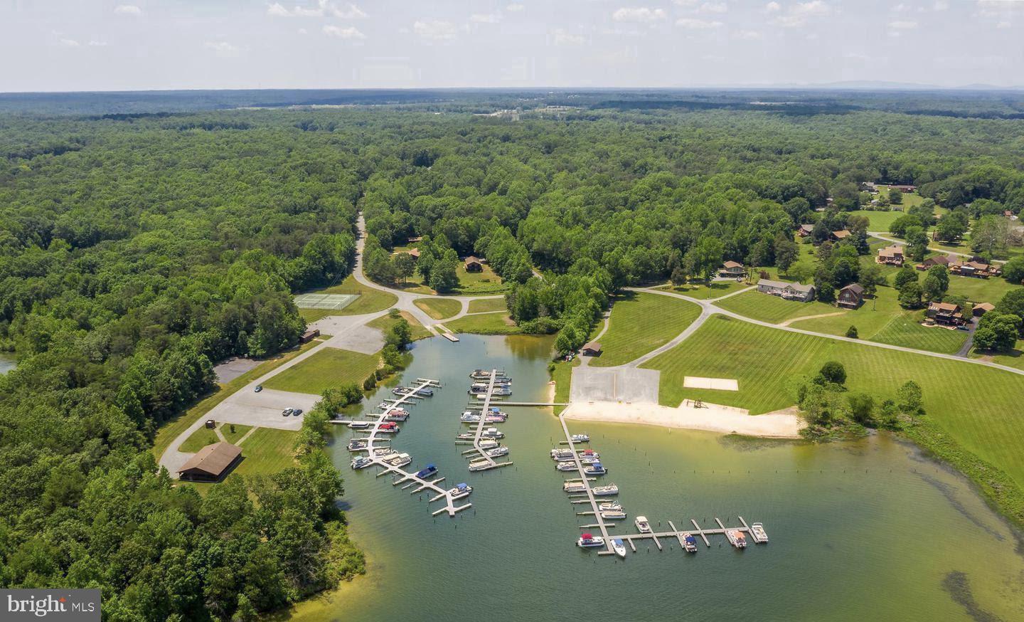 WINDWOOD COVES - Residential