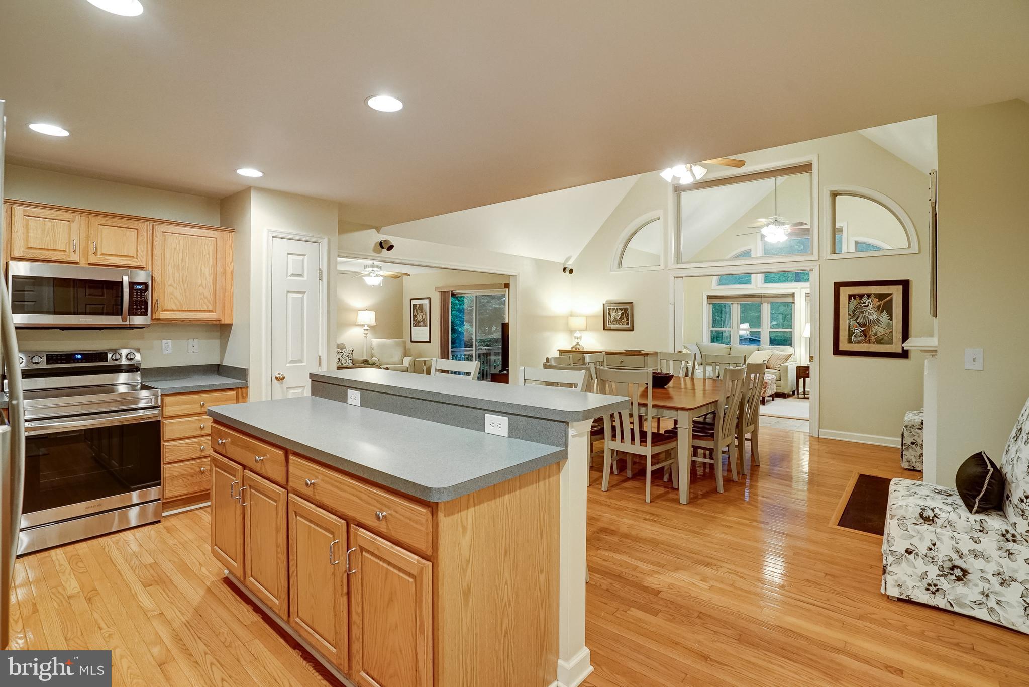 WINDWOOD COVES - Residential