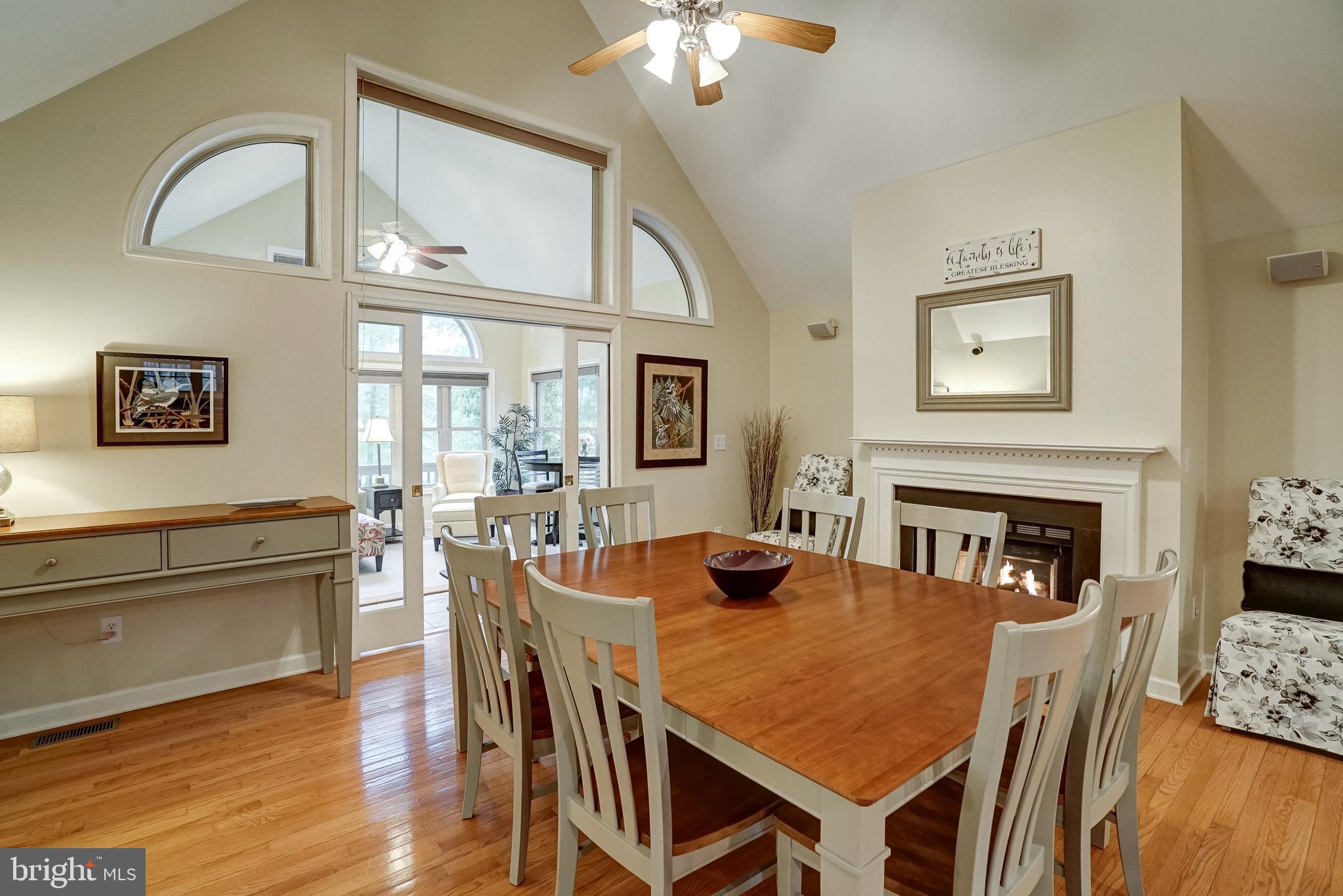 WINDWOOD COVES - Residential