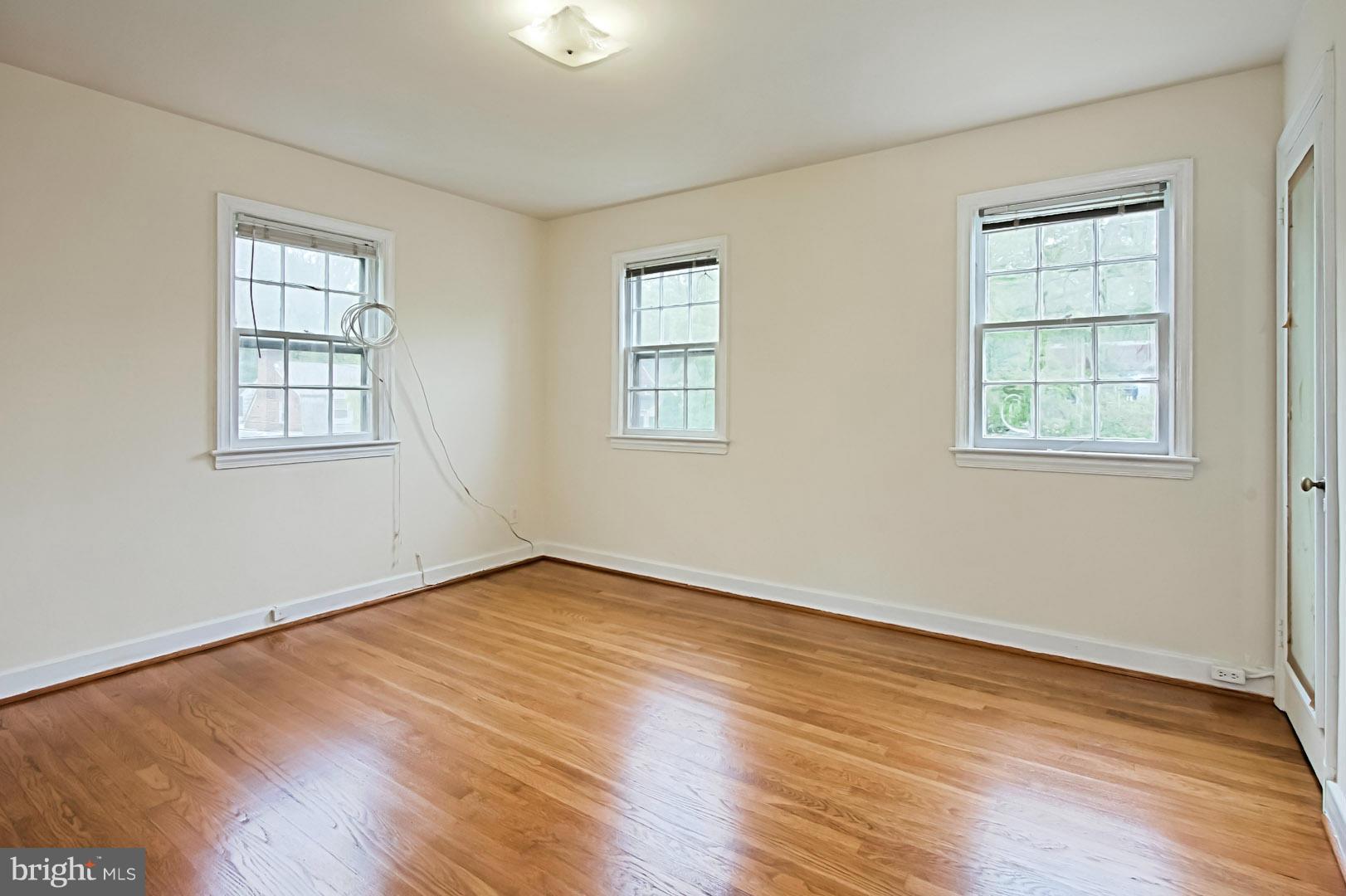 AURORA HILLS - Residential Lease