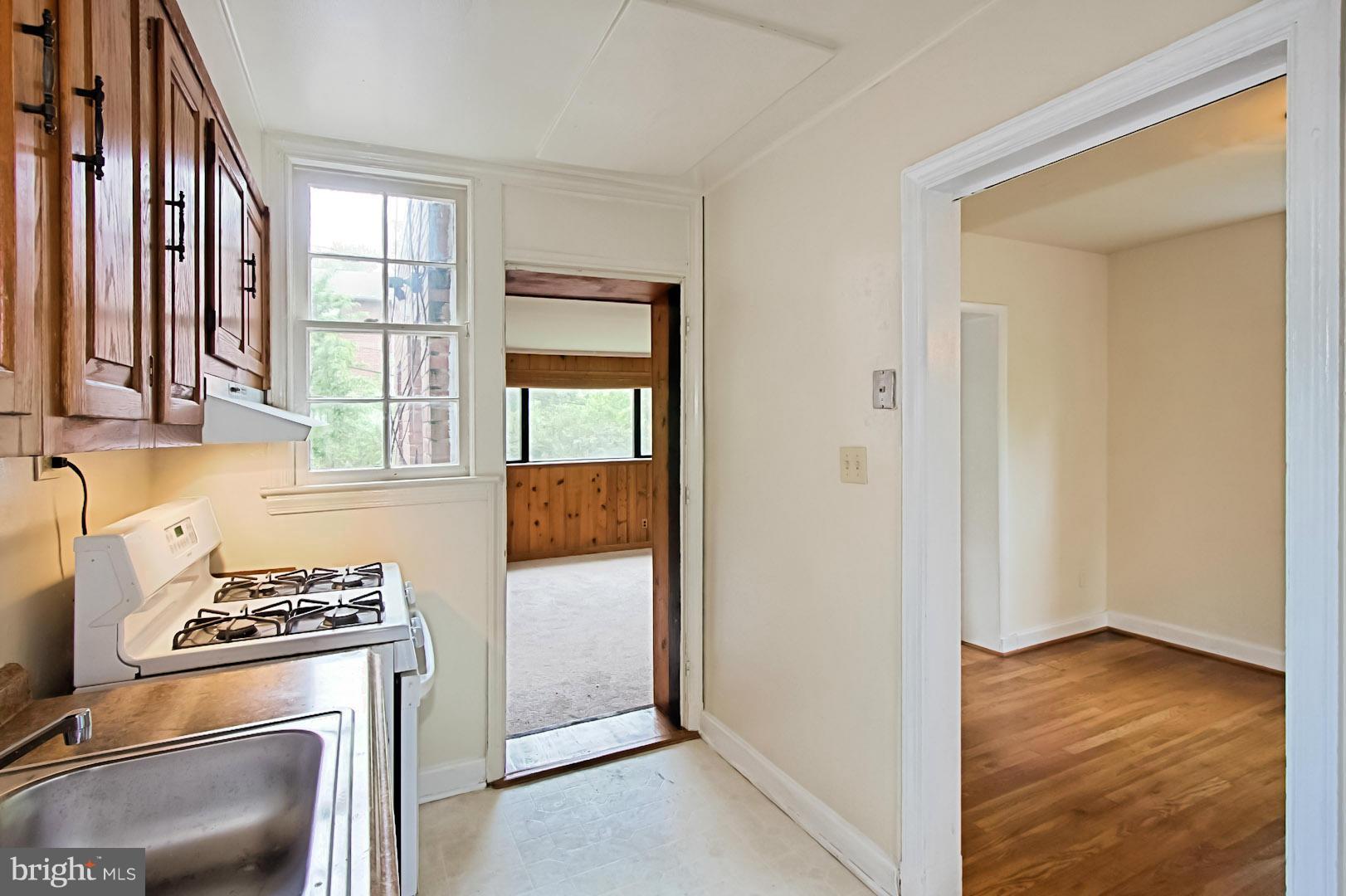 AURORA HILLS - Residential Lease