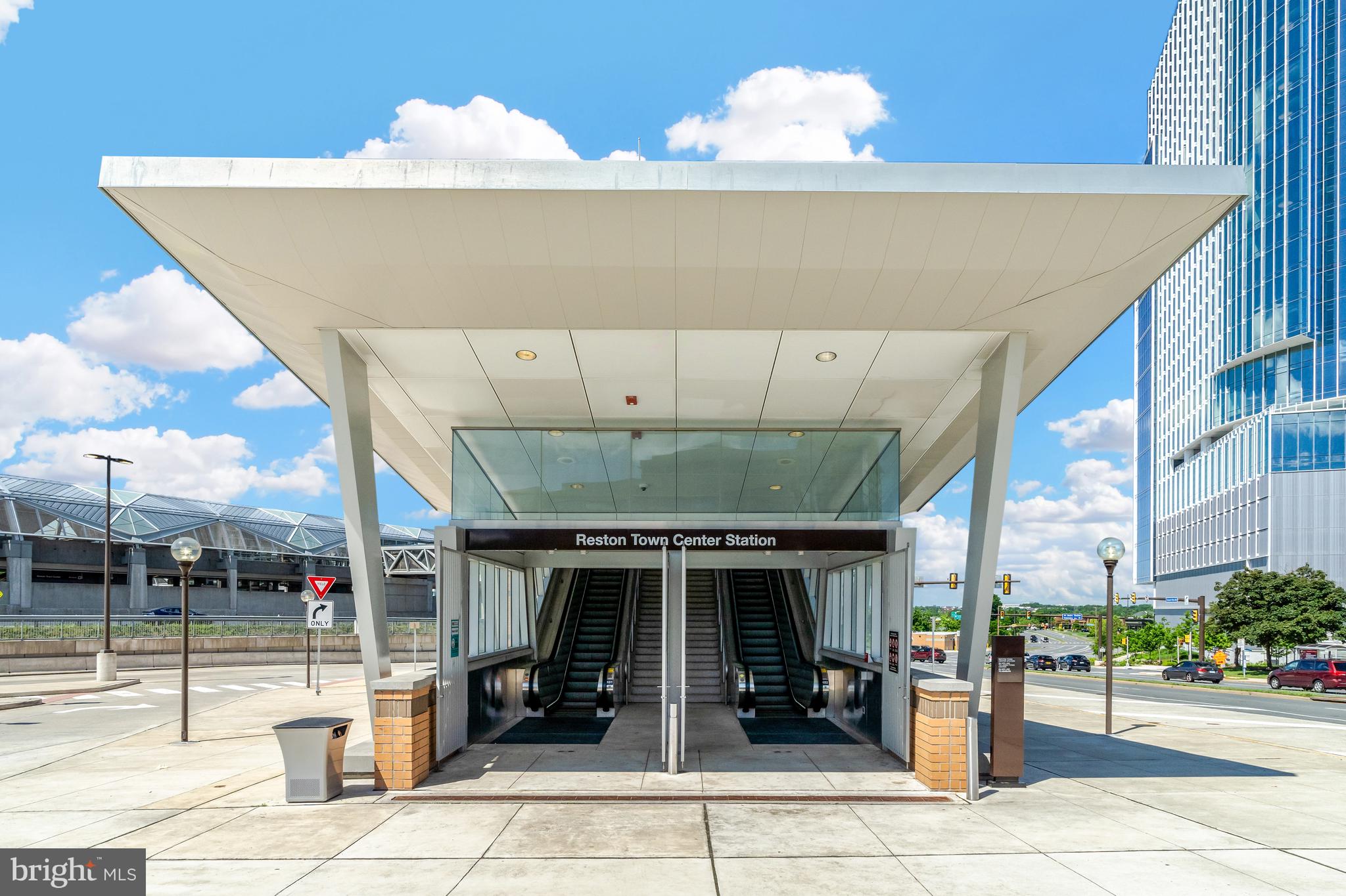 HARBOR POINT - Residential