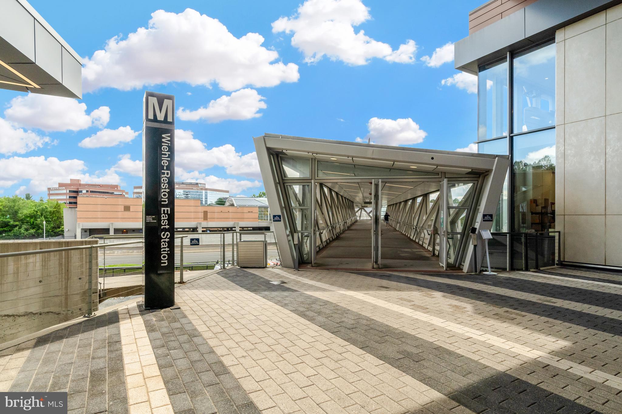 HARBOR POINT - Residential