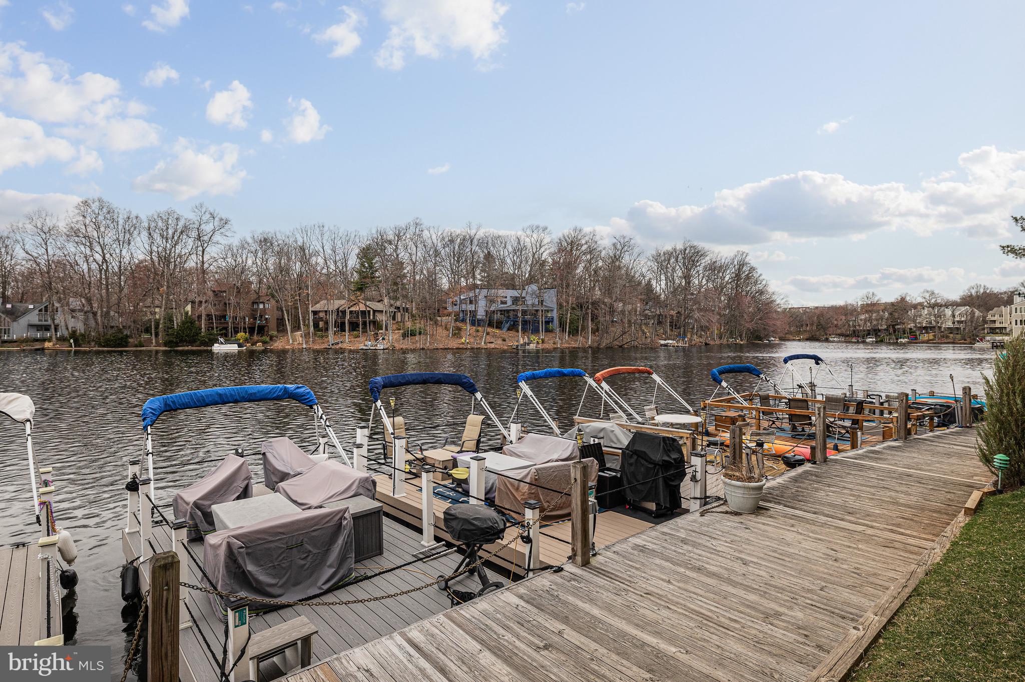 HARBOR POINT - Residential