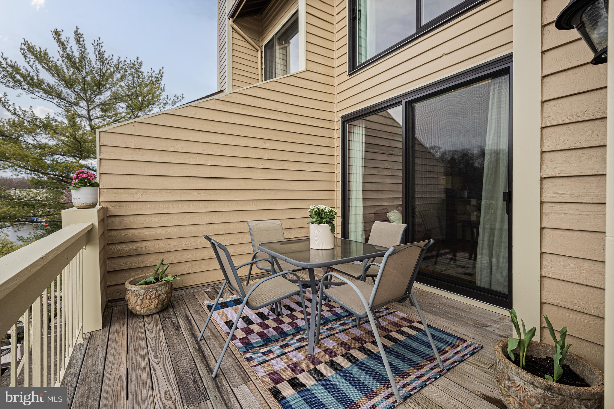 HARBOR POINT - Residential