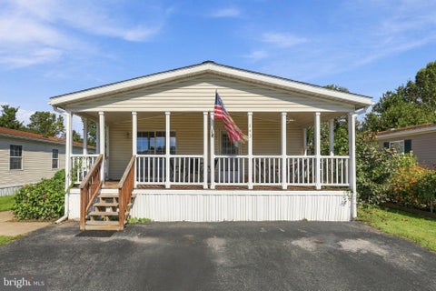 Mobile Home For Sale - 143 Tulip Circle<br/> Lancaster County, EPHRATA, PA 17522