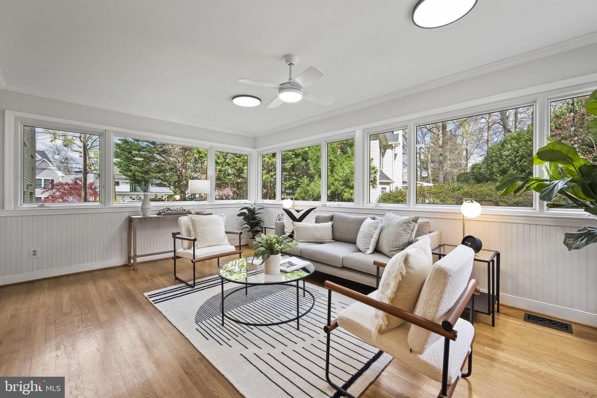 OAKWOOD KNOLLS - Residential