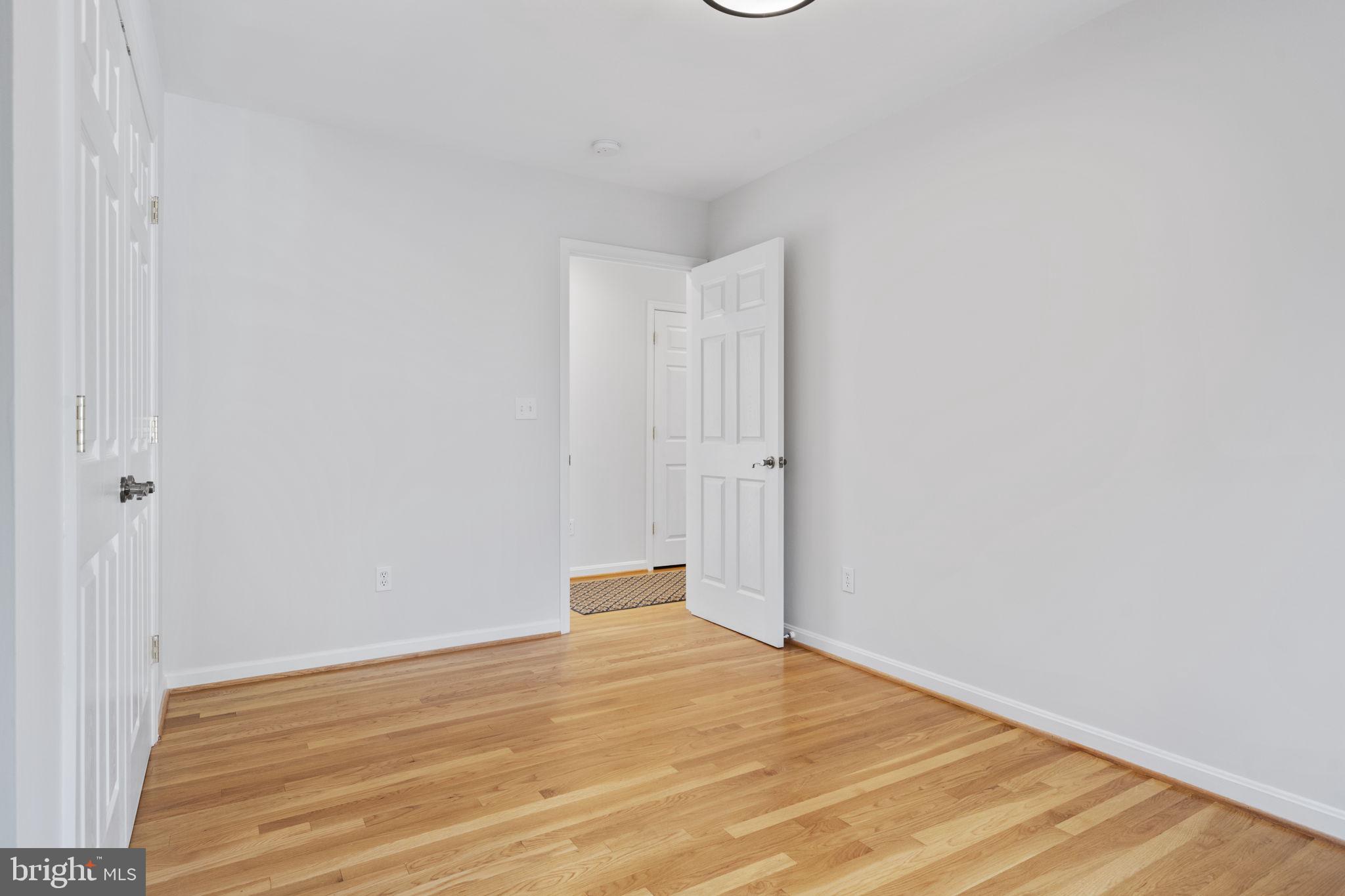 OAKWOOD KNOLLS - Residential