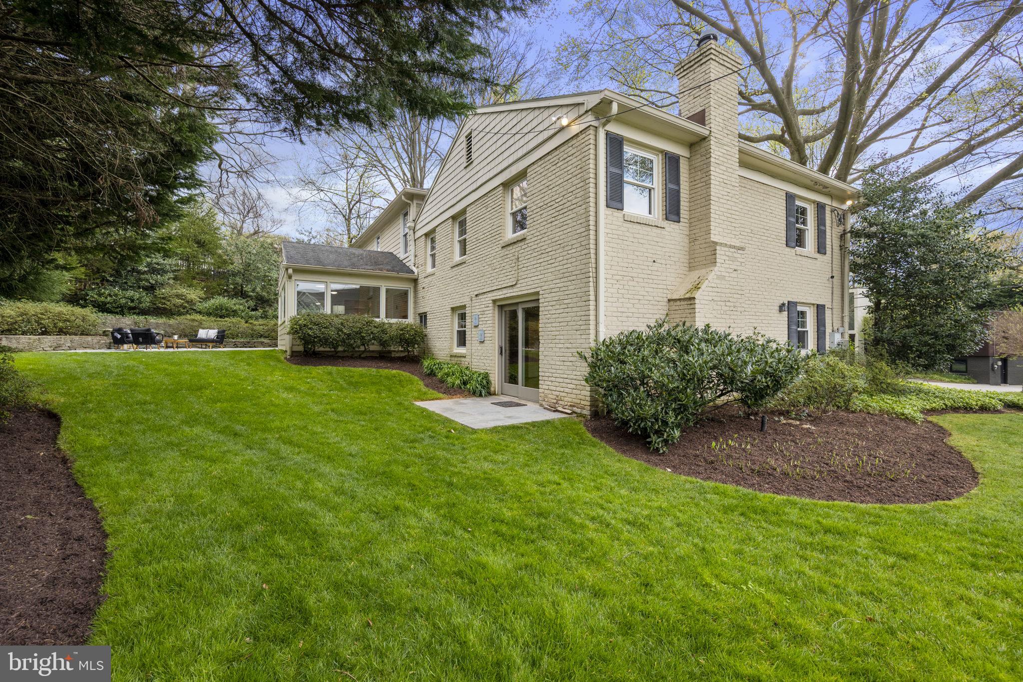 OAKWOOD KNOLLS - Residential