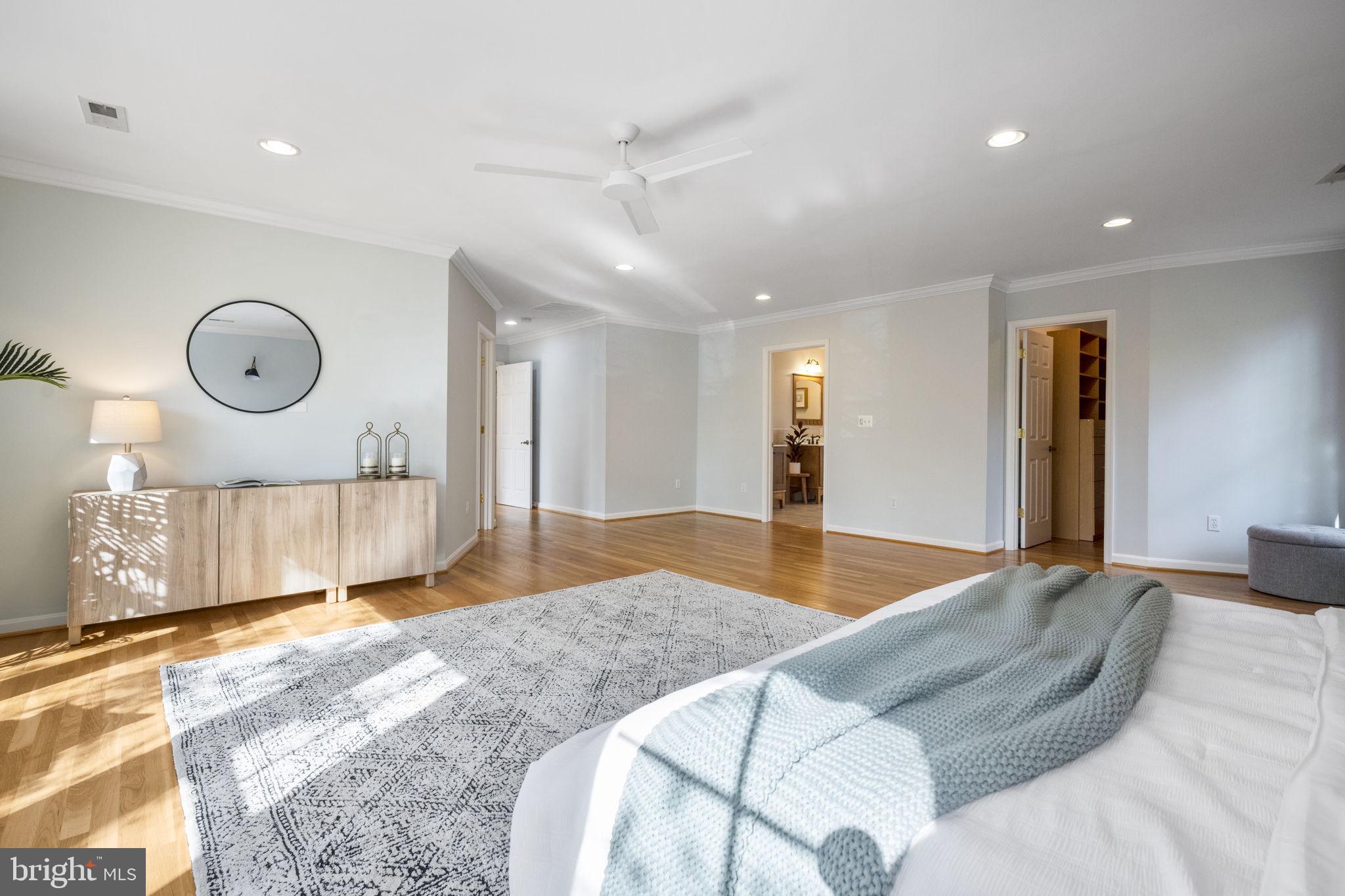 OAKWOOD KNOLLS - Residential