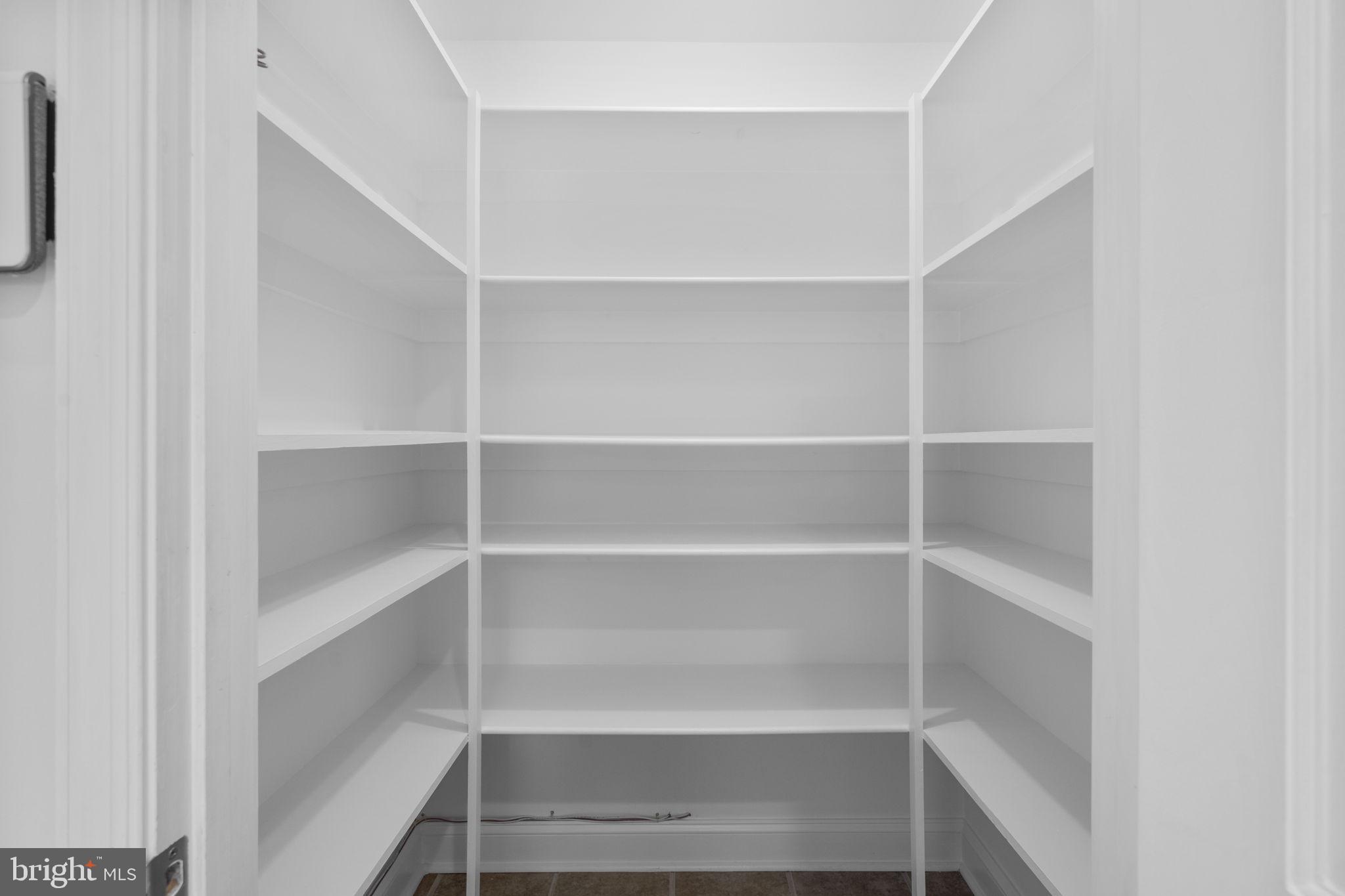 OAKWOOD KNOLLS - Residential