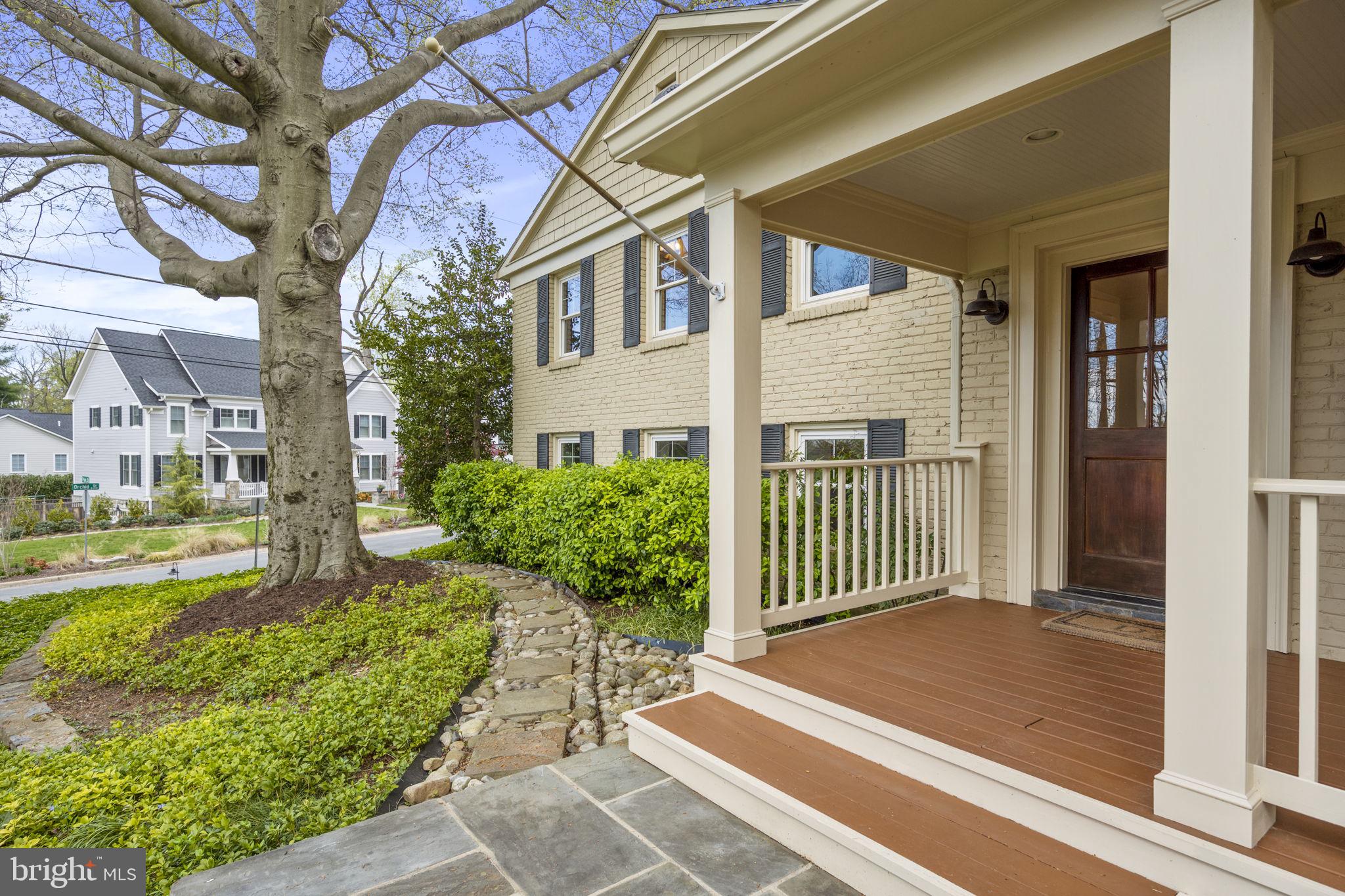 OAKWOOD KNOLLS - Residential