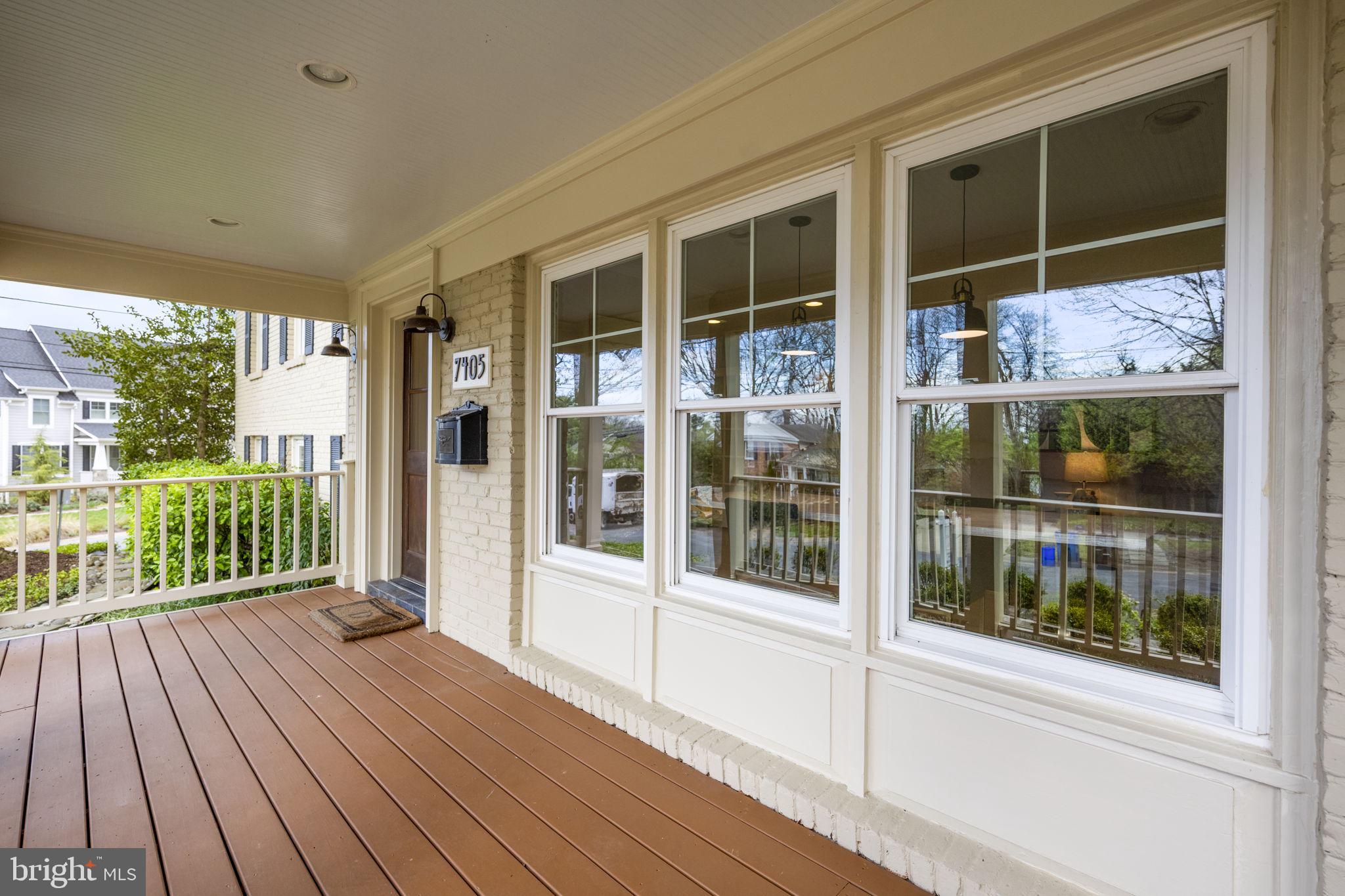 OAKWOOD KNOLLS - Residential