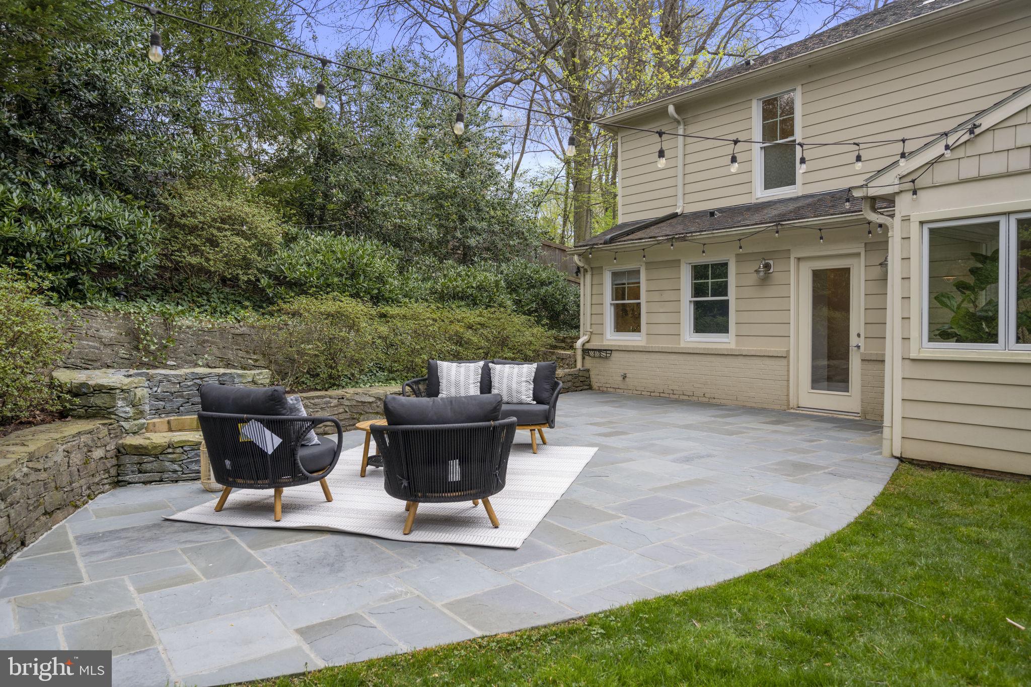 OAKWOOD KNOLLS - Residential