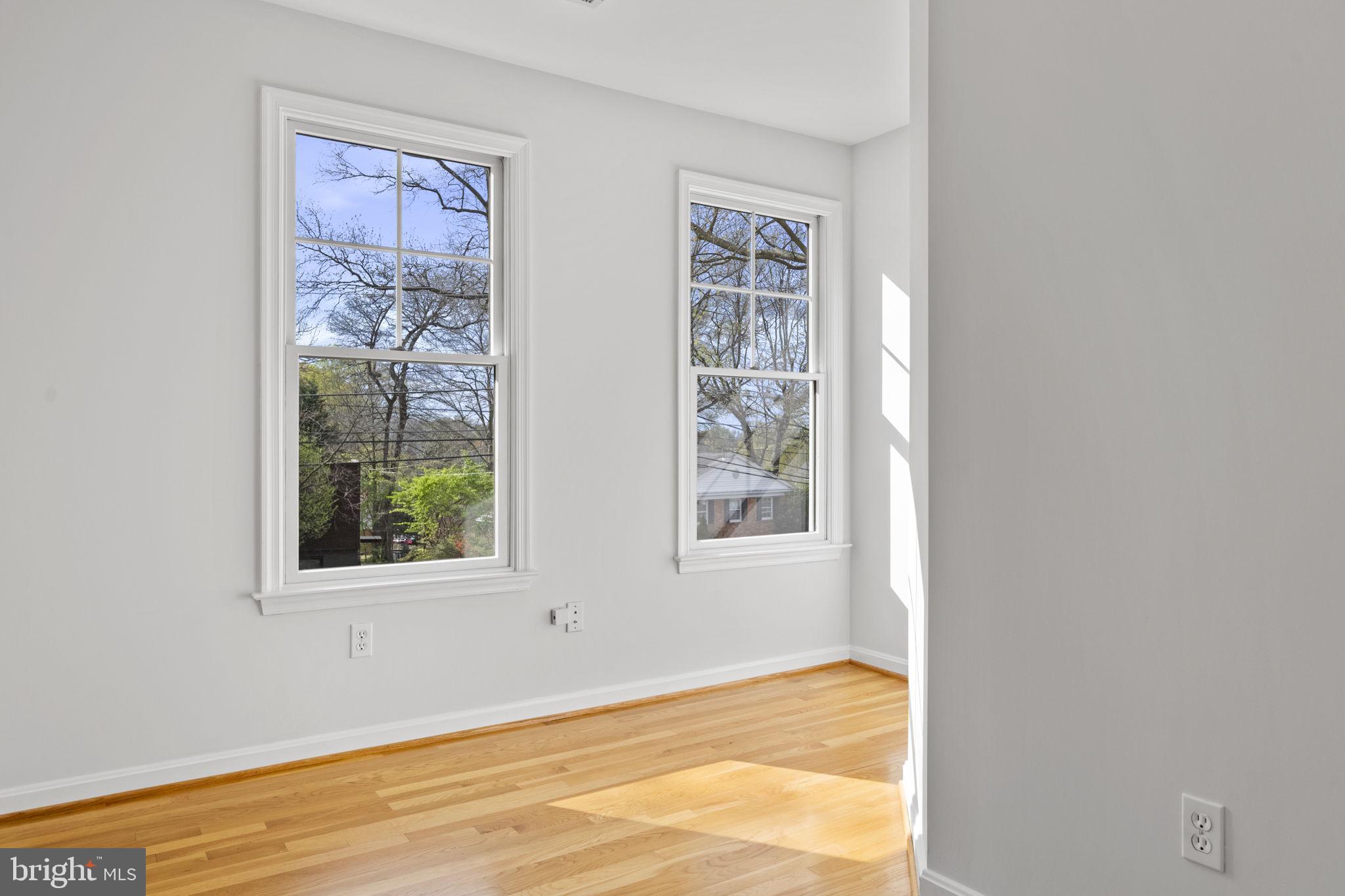 OAKWOOD KNOLLS - Residential