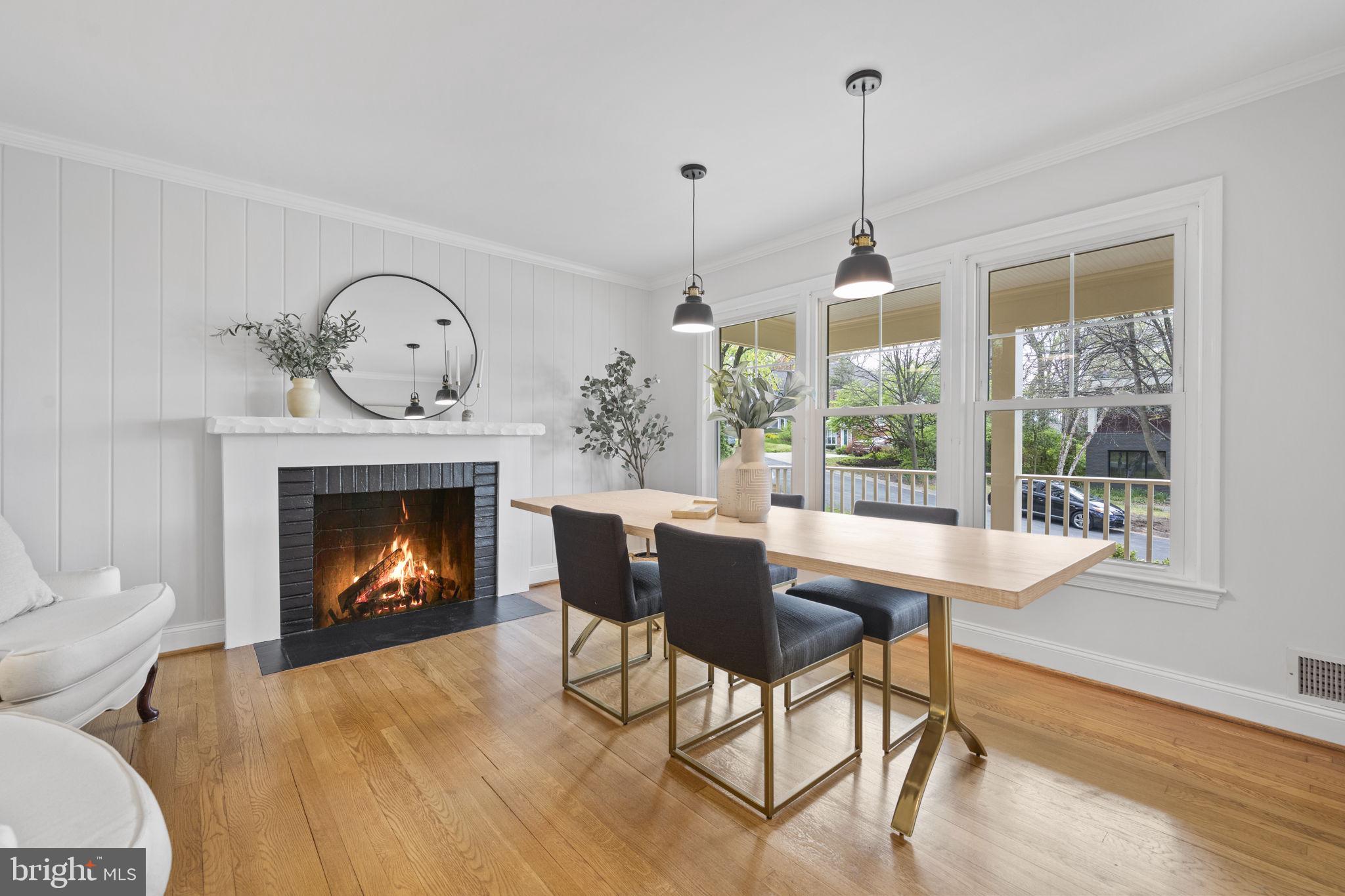 OAKWOOD KNOLLS - Residential