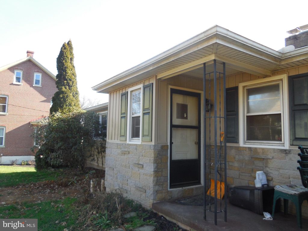 Photo of 124 Delp Road, Lancaster, PA 17601 (MLS # PALA2044876)