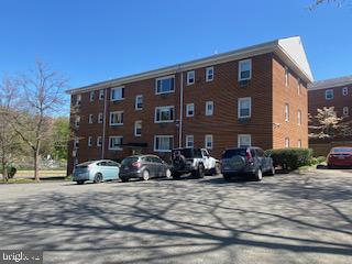 COURTHOUSE - Residential Lease