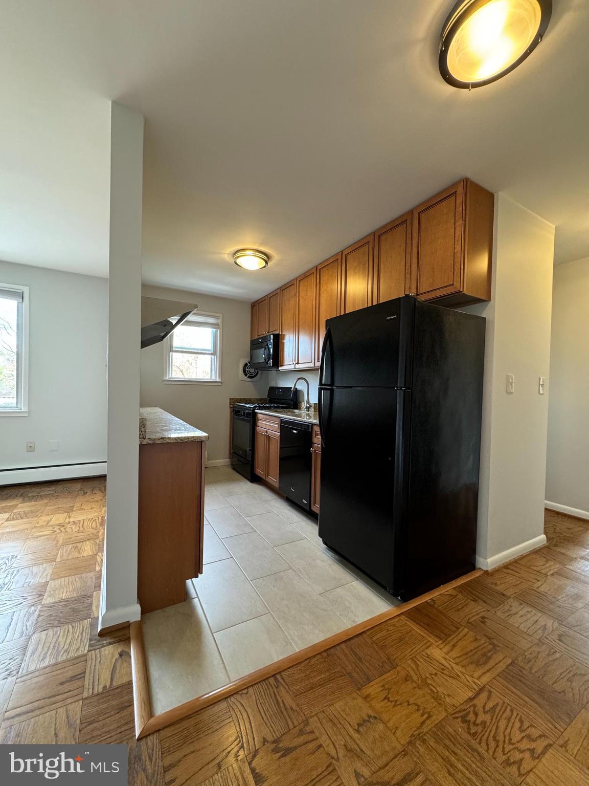 COURTHOUSE - Residential Lease