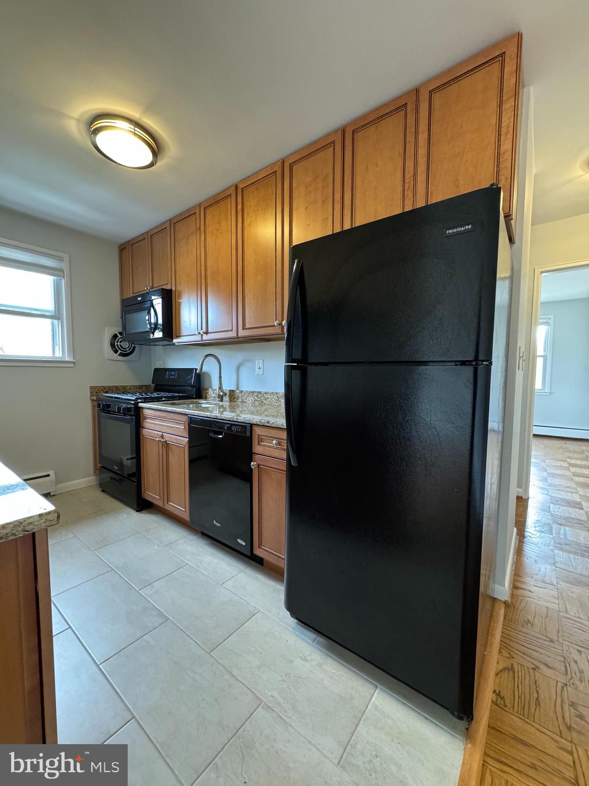 COURTHOUSE - Residential Lease