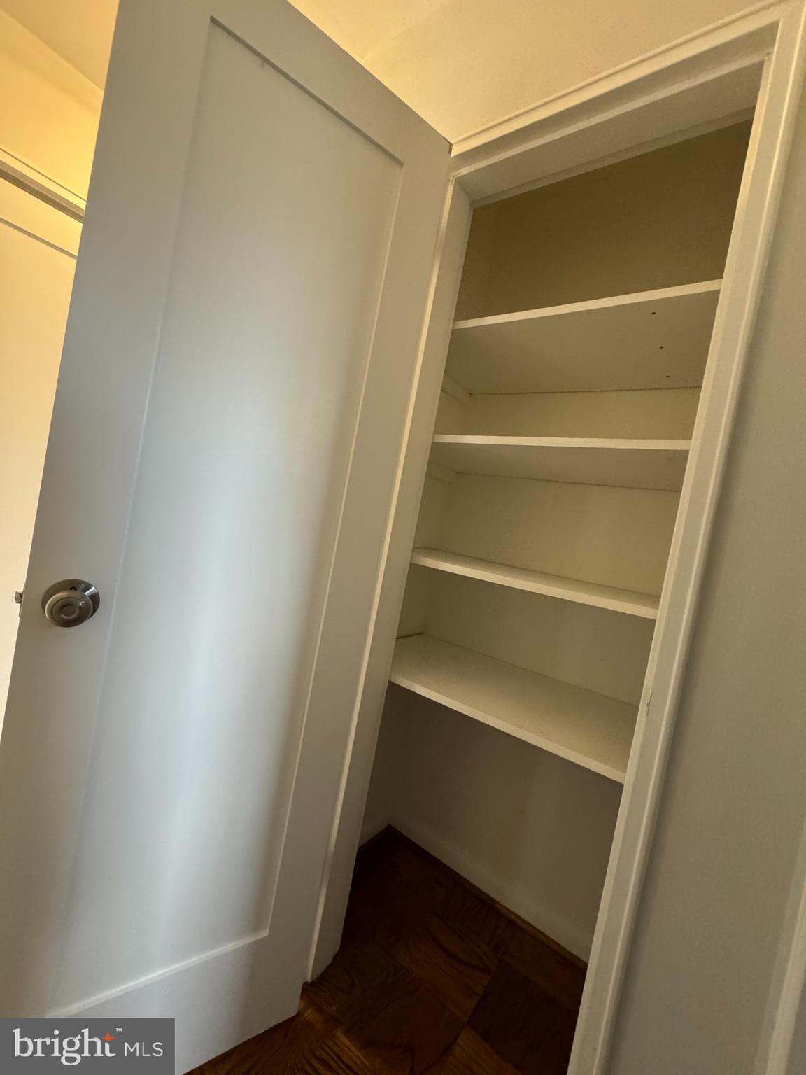 COURTHOUSE - Residential Lease