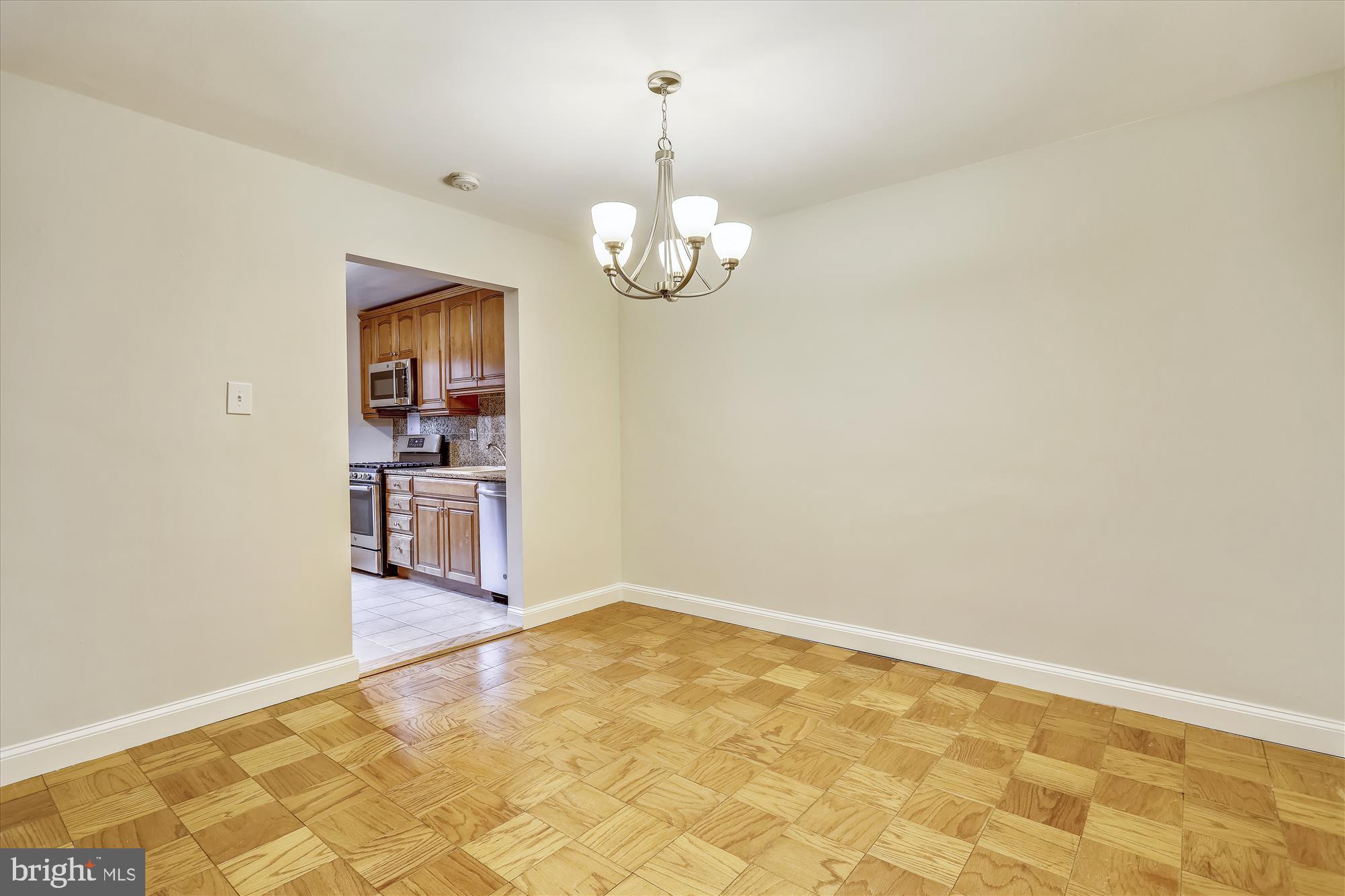 SPRINGFIELD - Residential