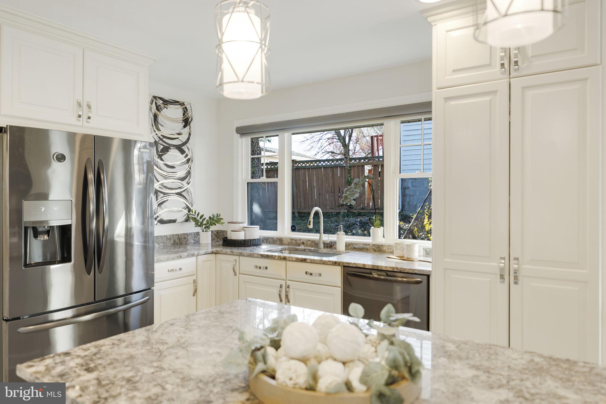 NEW CARROLLTON - Residential