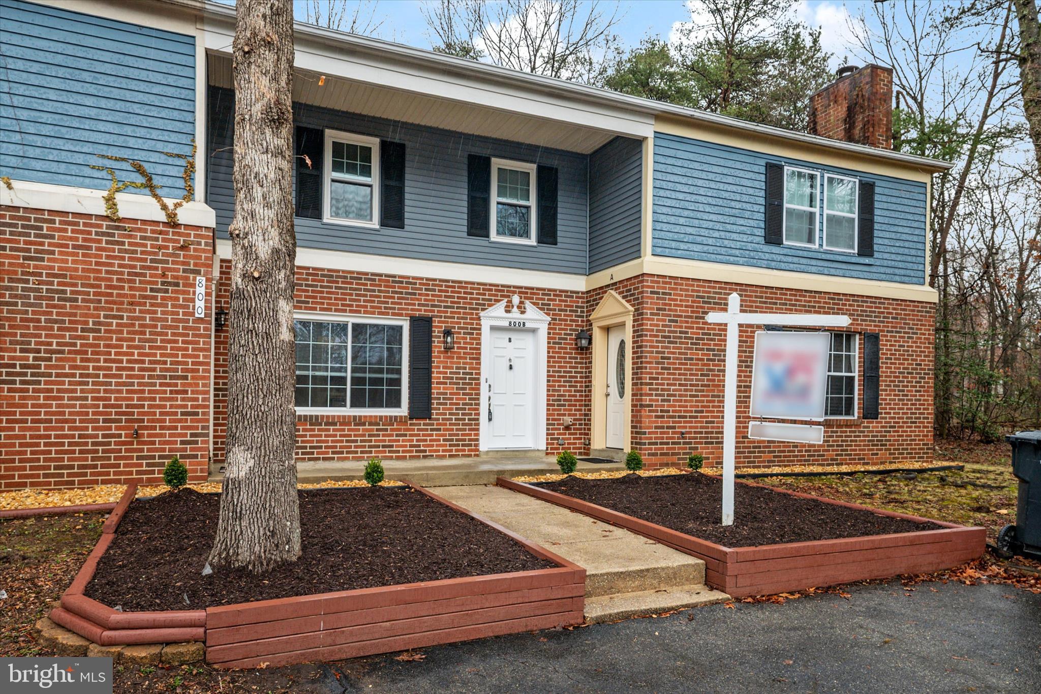 800 LARKSPUR COURT B 7B