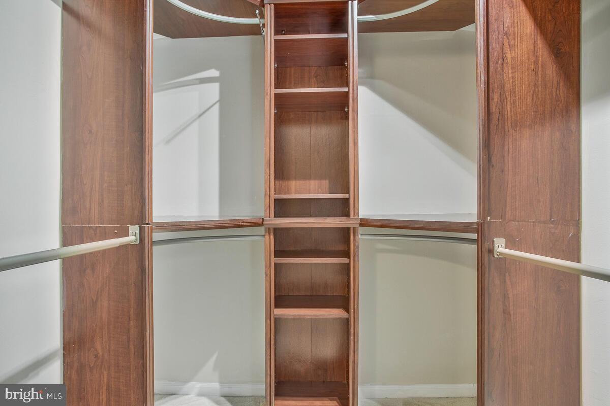 HOLLAWAY ESTATES - Residential