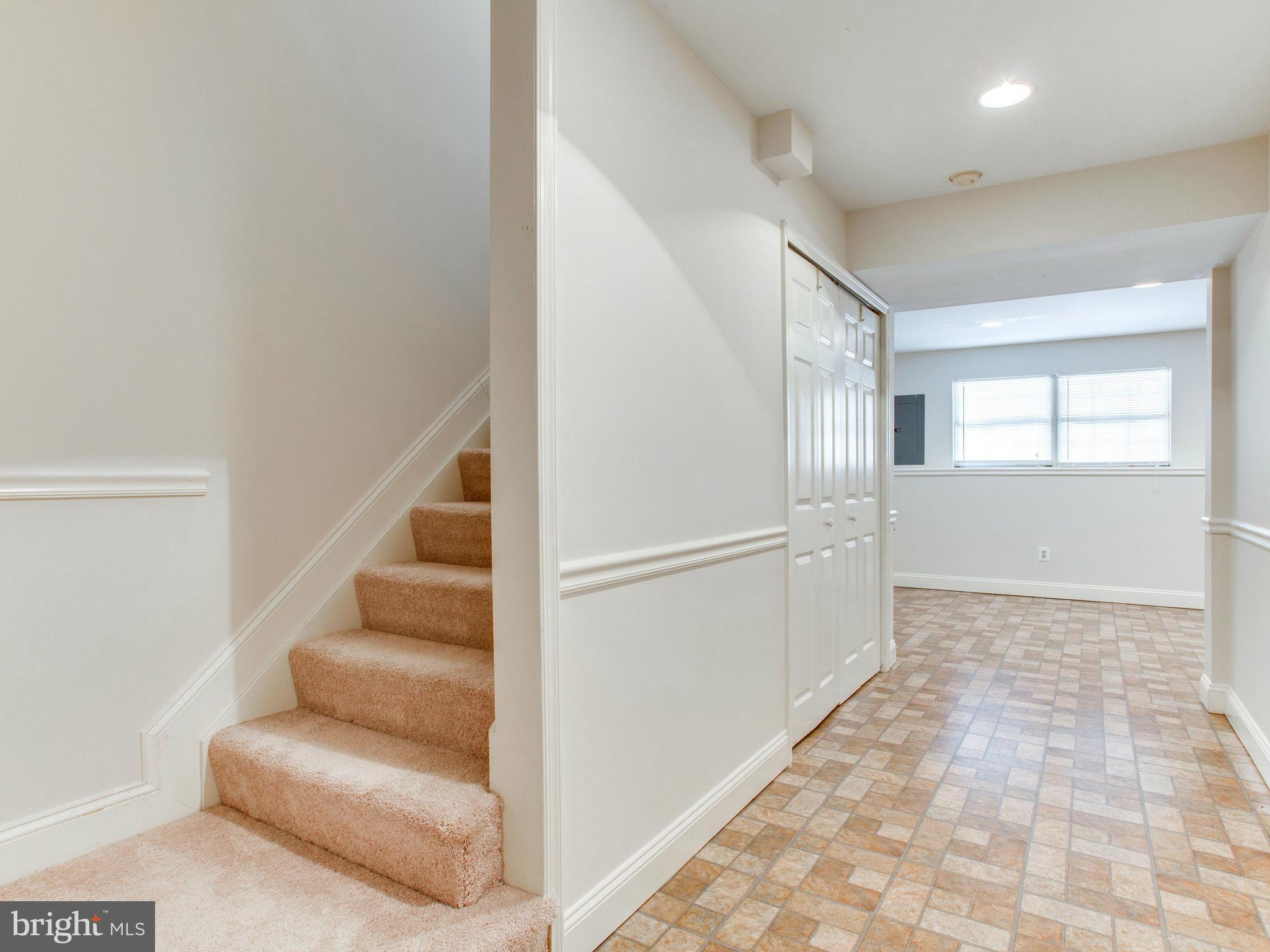 QUAIL HOLLOW - Residential