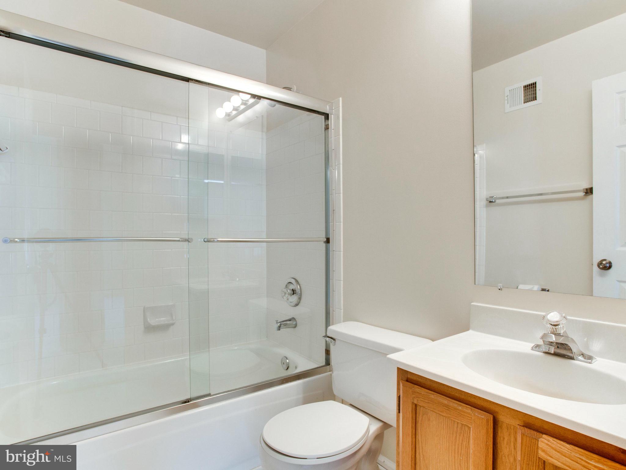 QUAIL HOLLOW - Residential