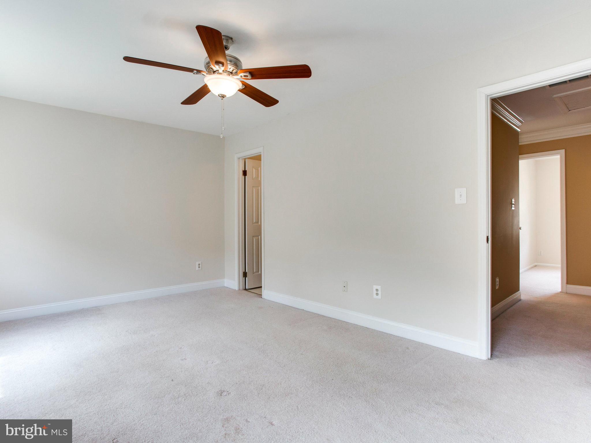 QUAIL HOLLOW - Residential