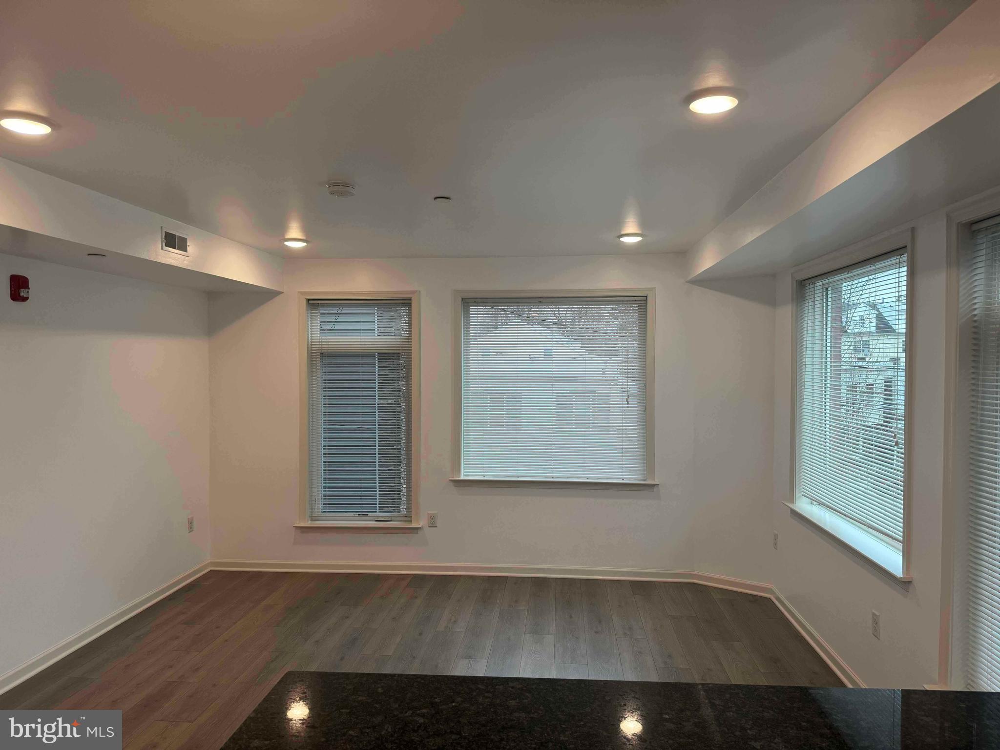 ROXBOROUGH - Residential Lease