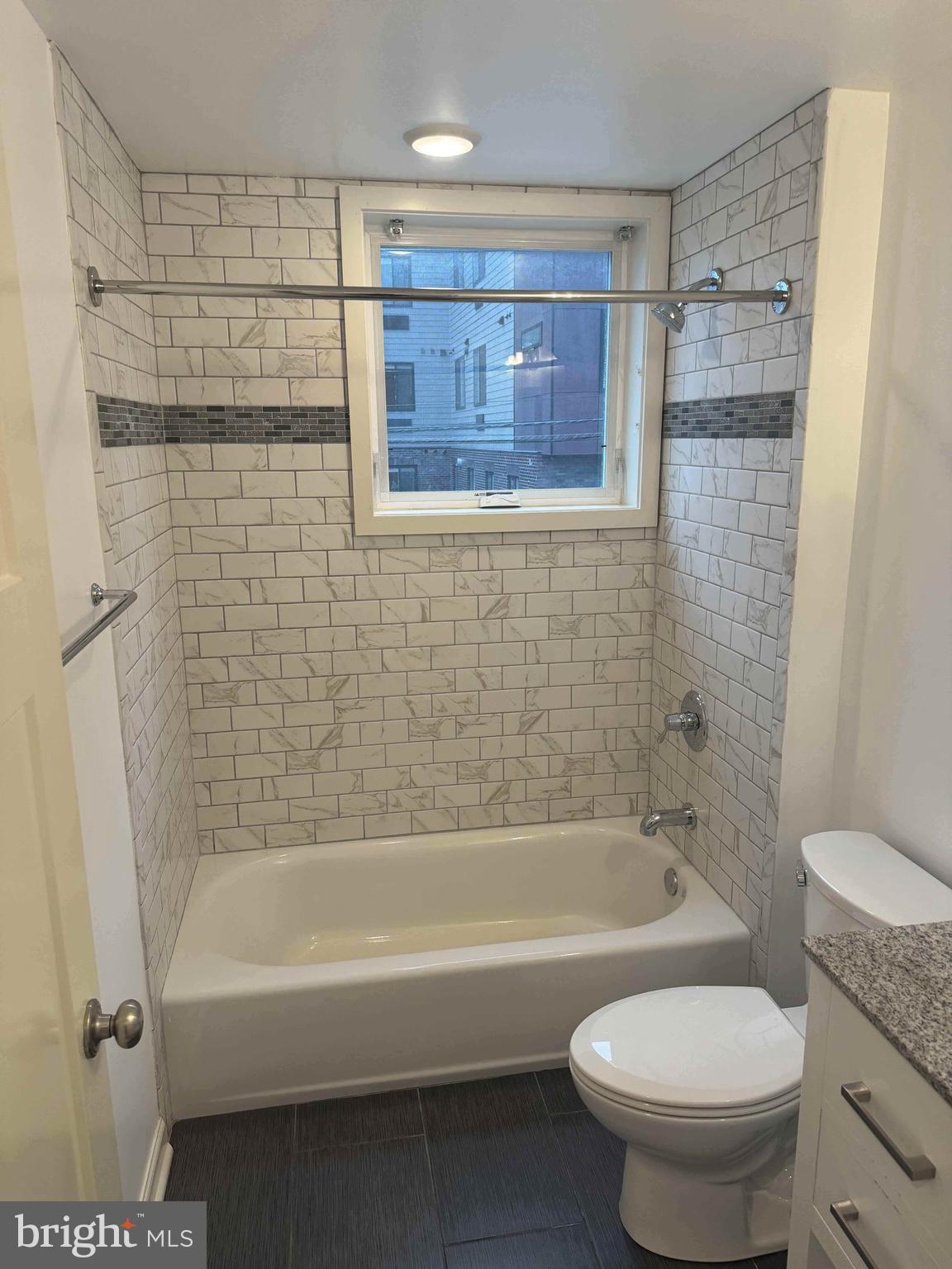 ROXBOROUGH - Residential Lease