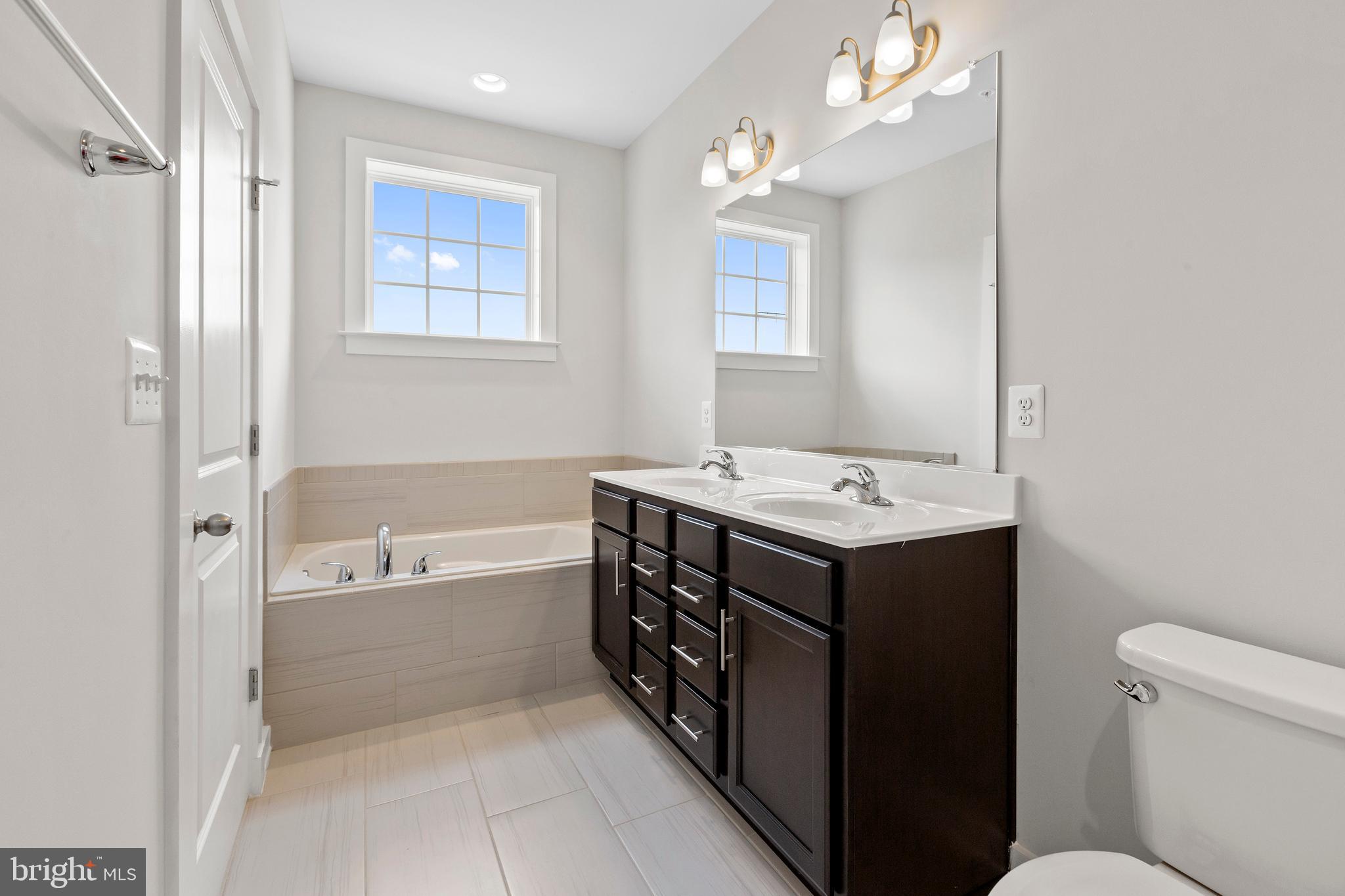 ODENTON STATION - Residential