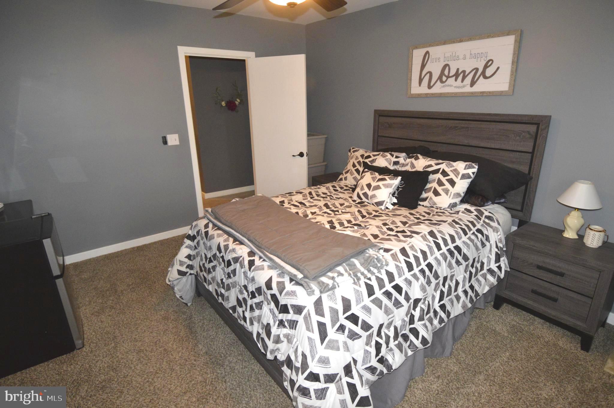 WHITE MARSH - Residential