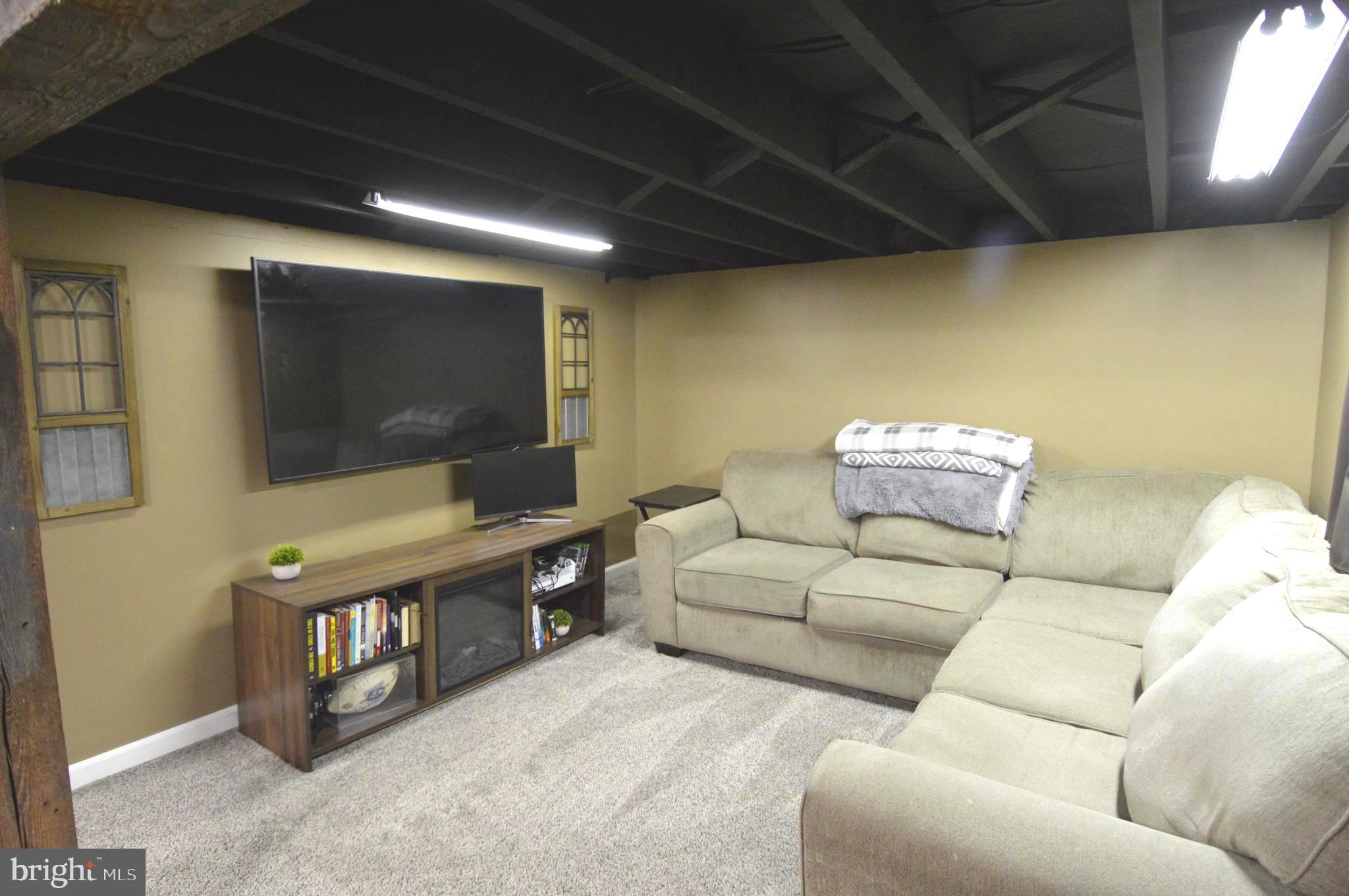 WHITE MARSH - Residential