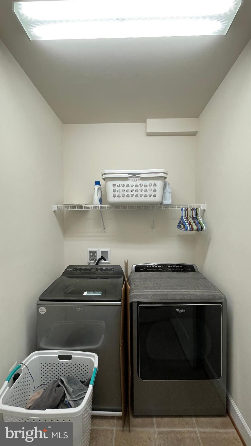 HOPE HILL CROSSING - Residential Lease