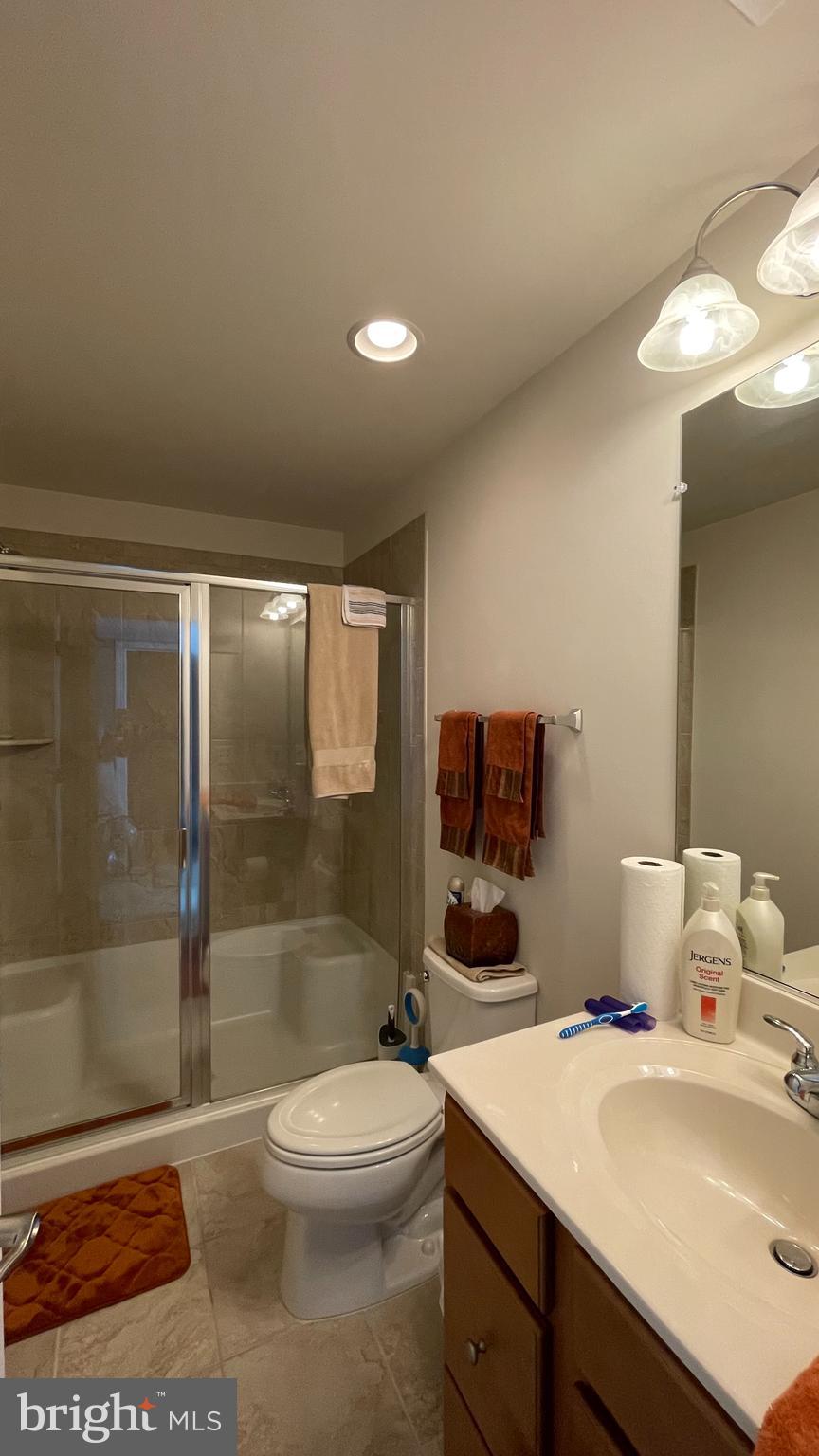 HOPE HILL CROSSING - Residential Lease