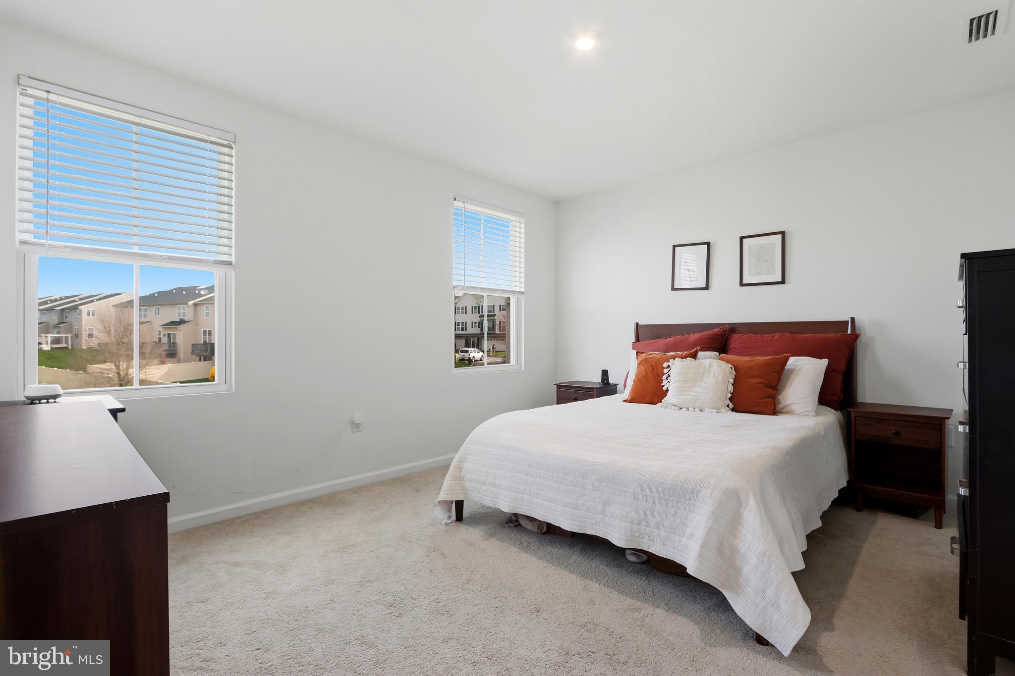 PENN'S RIDGE - Residential