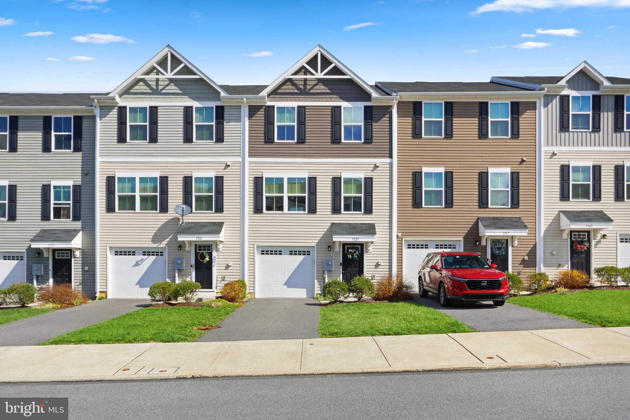 PENN'S RIDGE - Residential