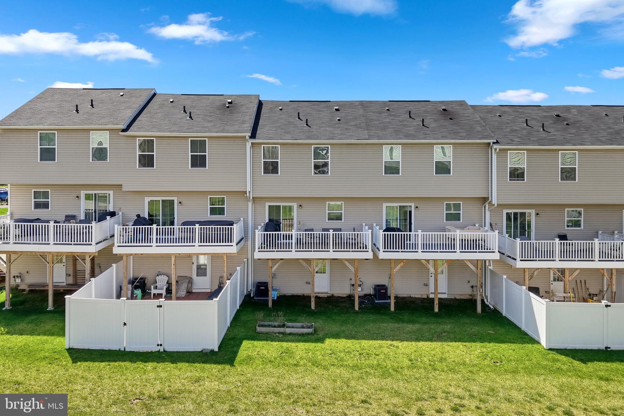 PENN'S RIDGE - Residential