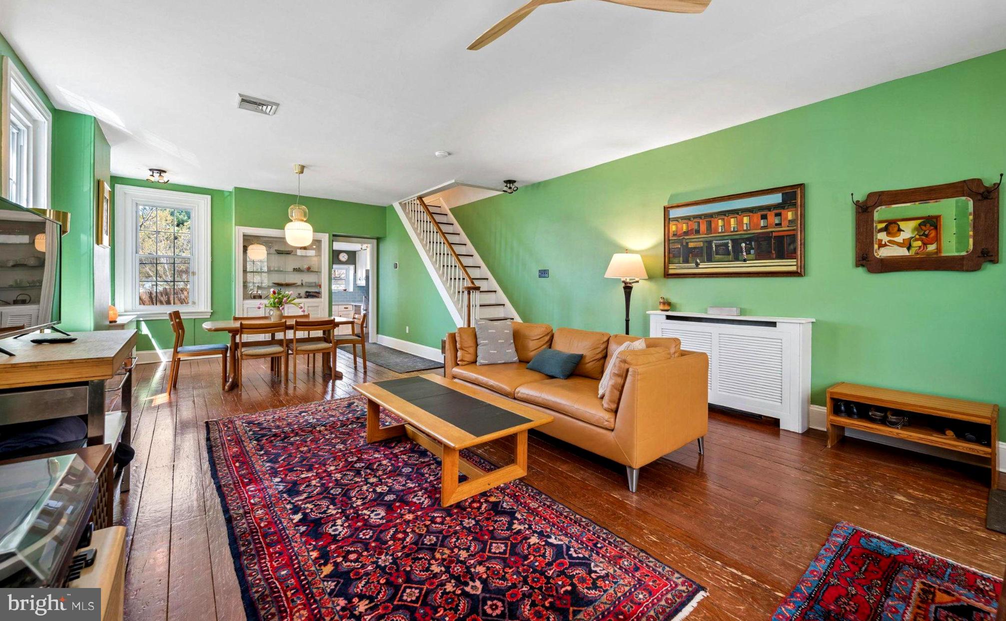 ROXBOROUGH - Residential