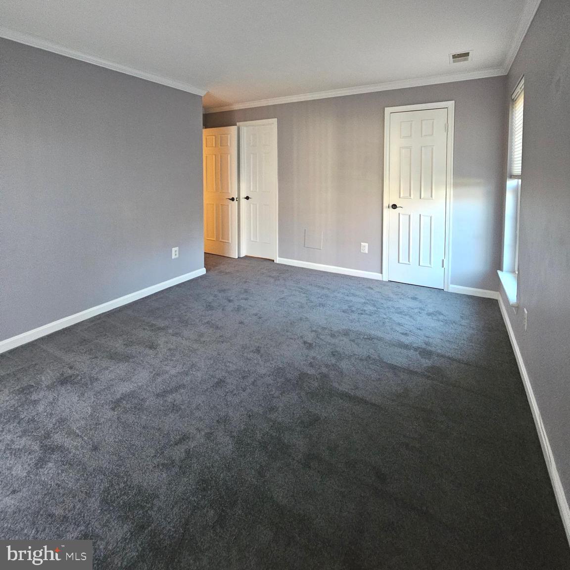 ESSEX HOUSE - Residential Lease