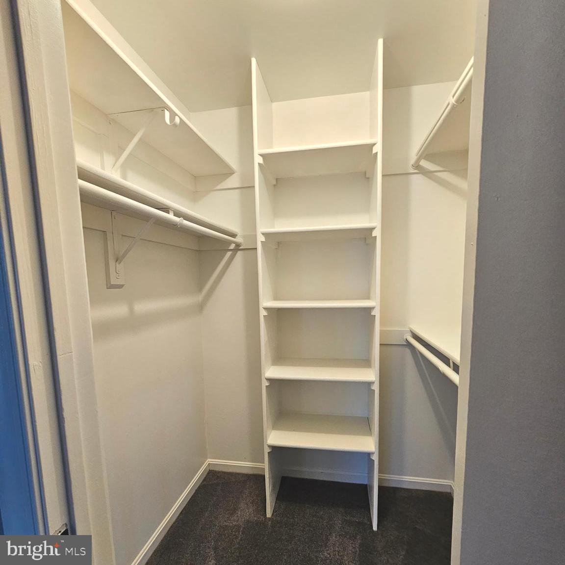 ESSEX HOUSE - Residential Lease